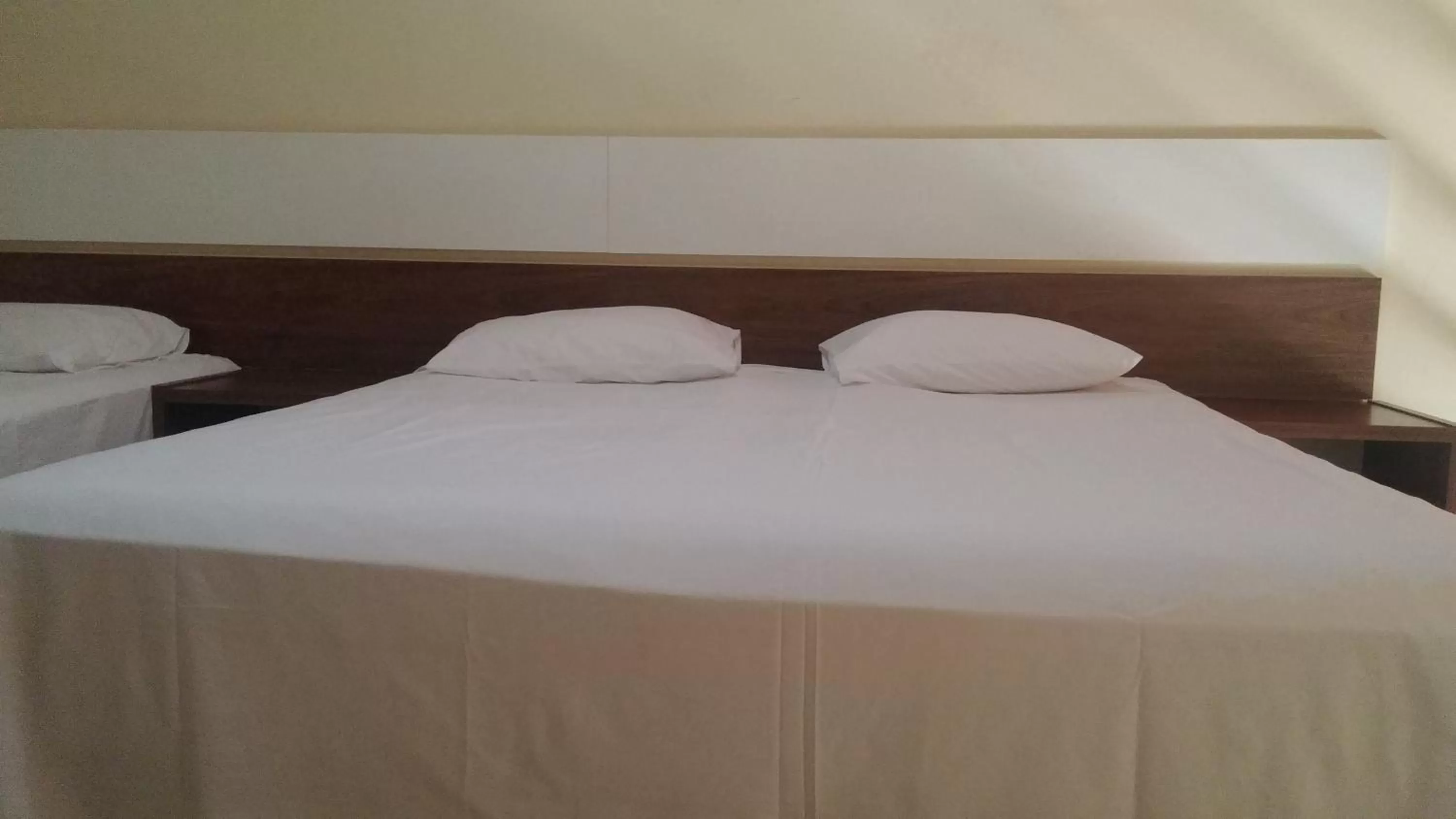 Photo of the whole room, Bed in Rancharia Park Hotel