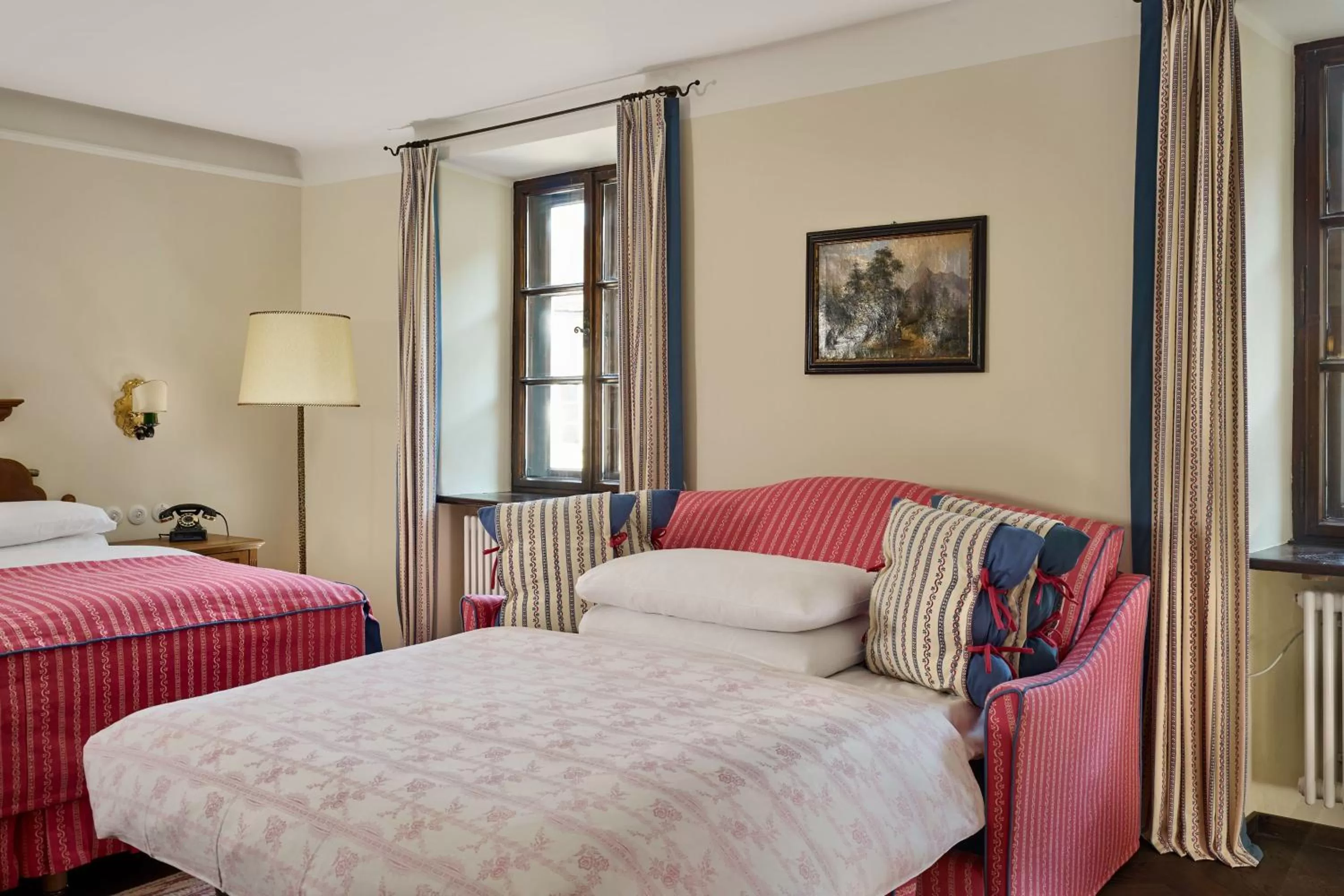 Photo of the whole room, Bed in Hotel Goldener Hirsch, A Luxury Collection Hotel, Salzburg