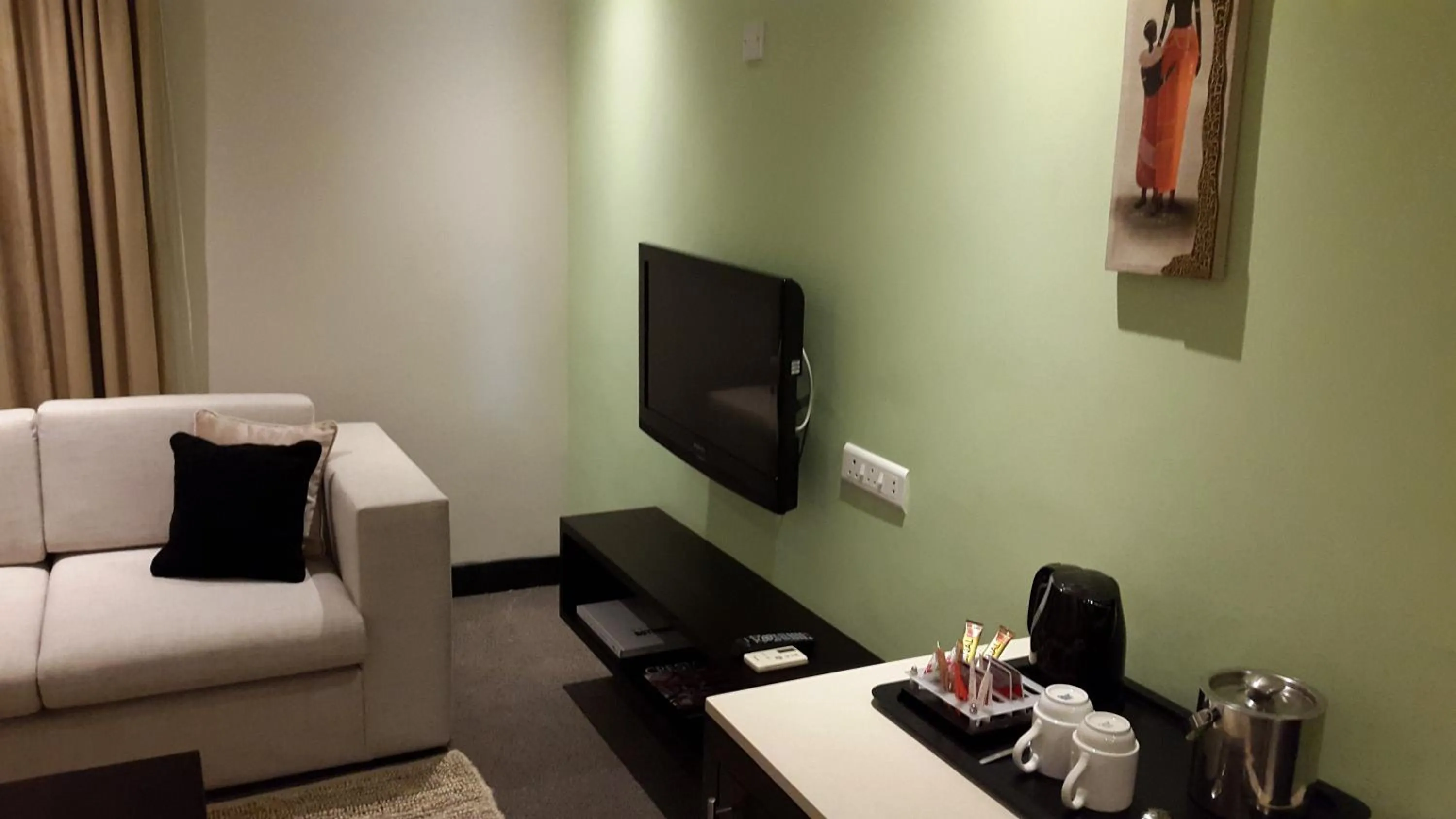 TV and multimedia in Cresta Lodge Gaborone