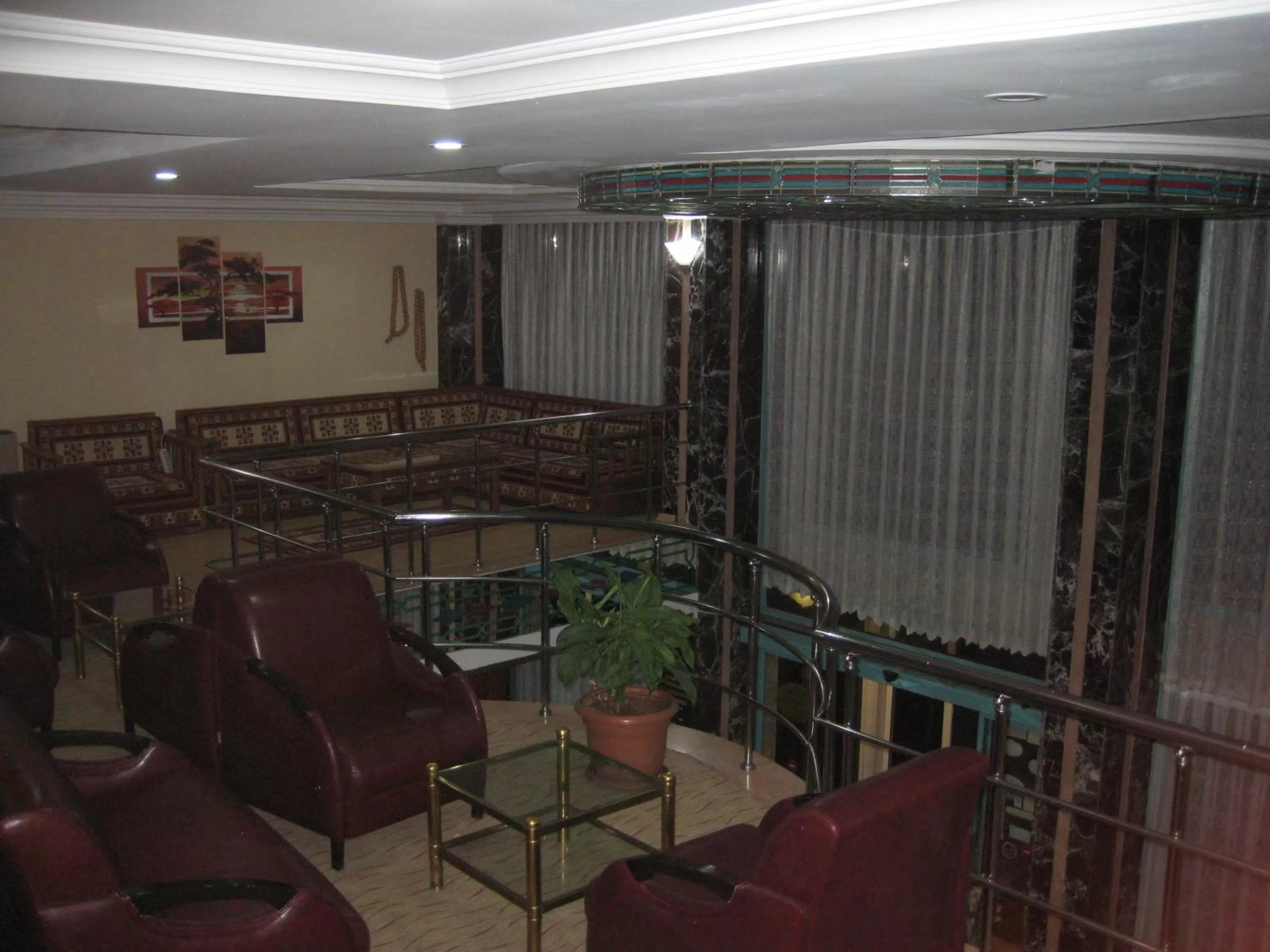 Communal lounge/ TV room in Miroglu Hotel