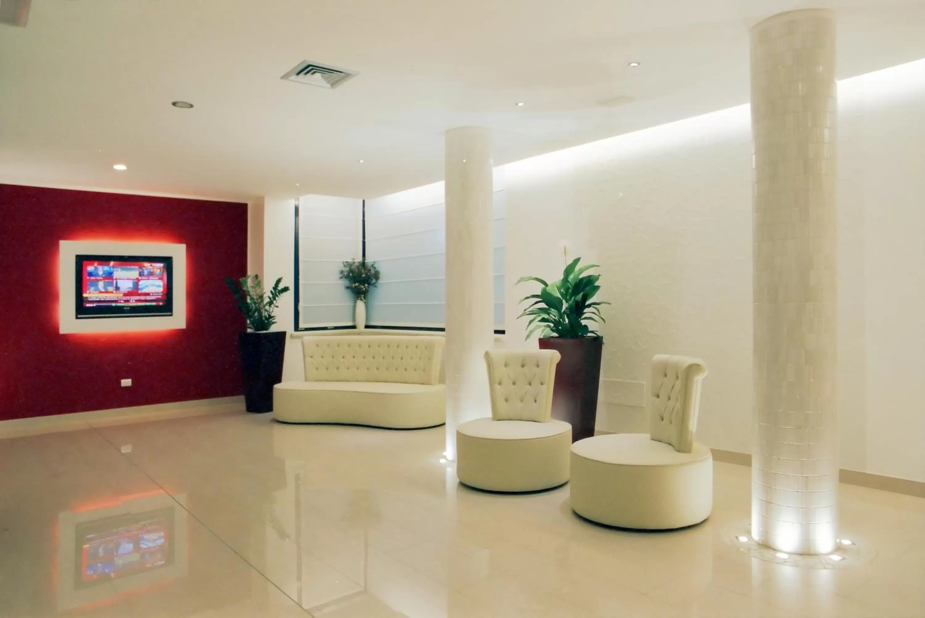 Lobby or reception in Best Western Plus Soave Hotel