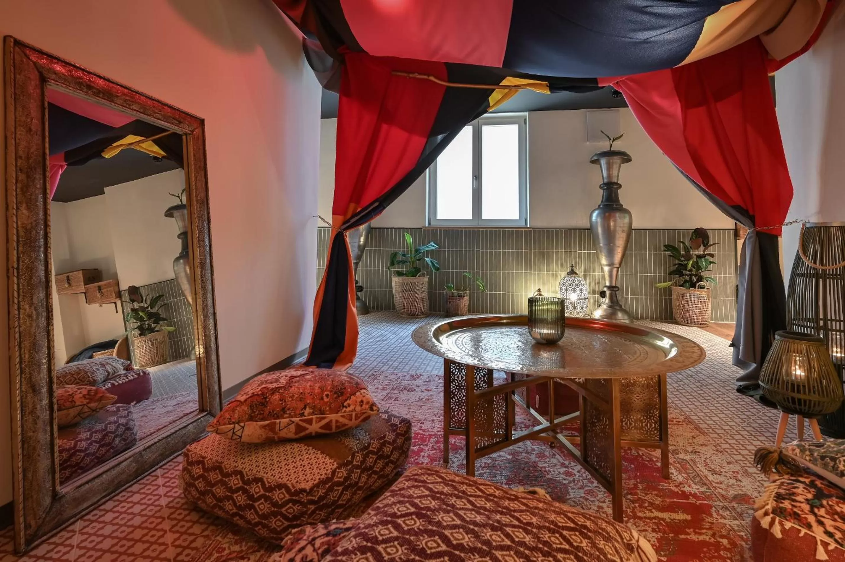 Spa and wellness centre/facilities, Bed in Hotel Sonne