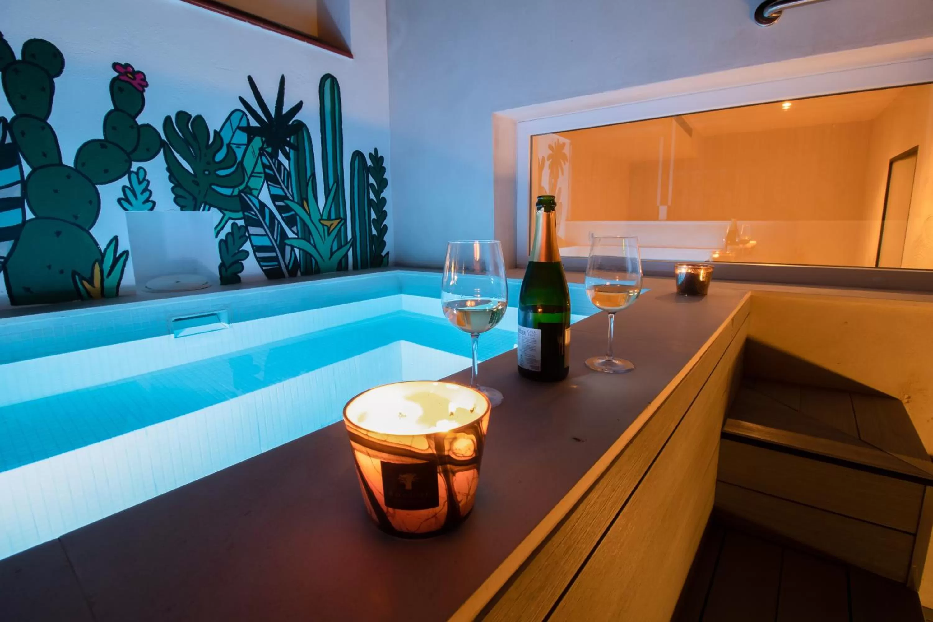 Swimming pool in Casa 95 Sevilla