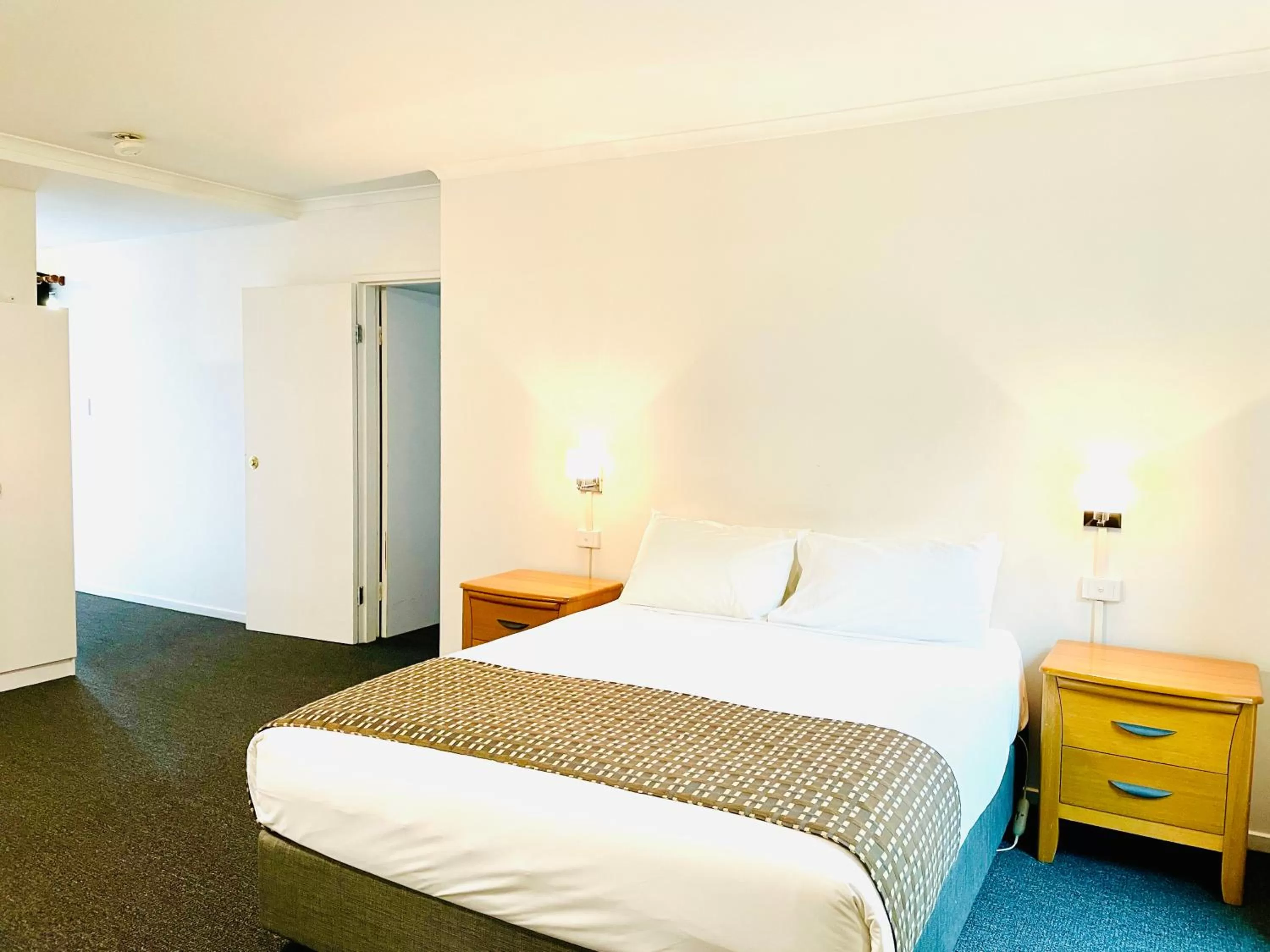 Bed in The Menzies Ballarat