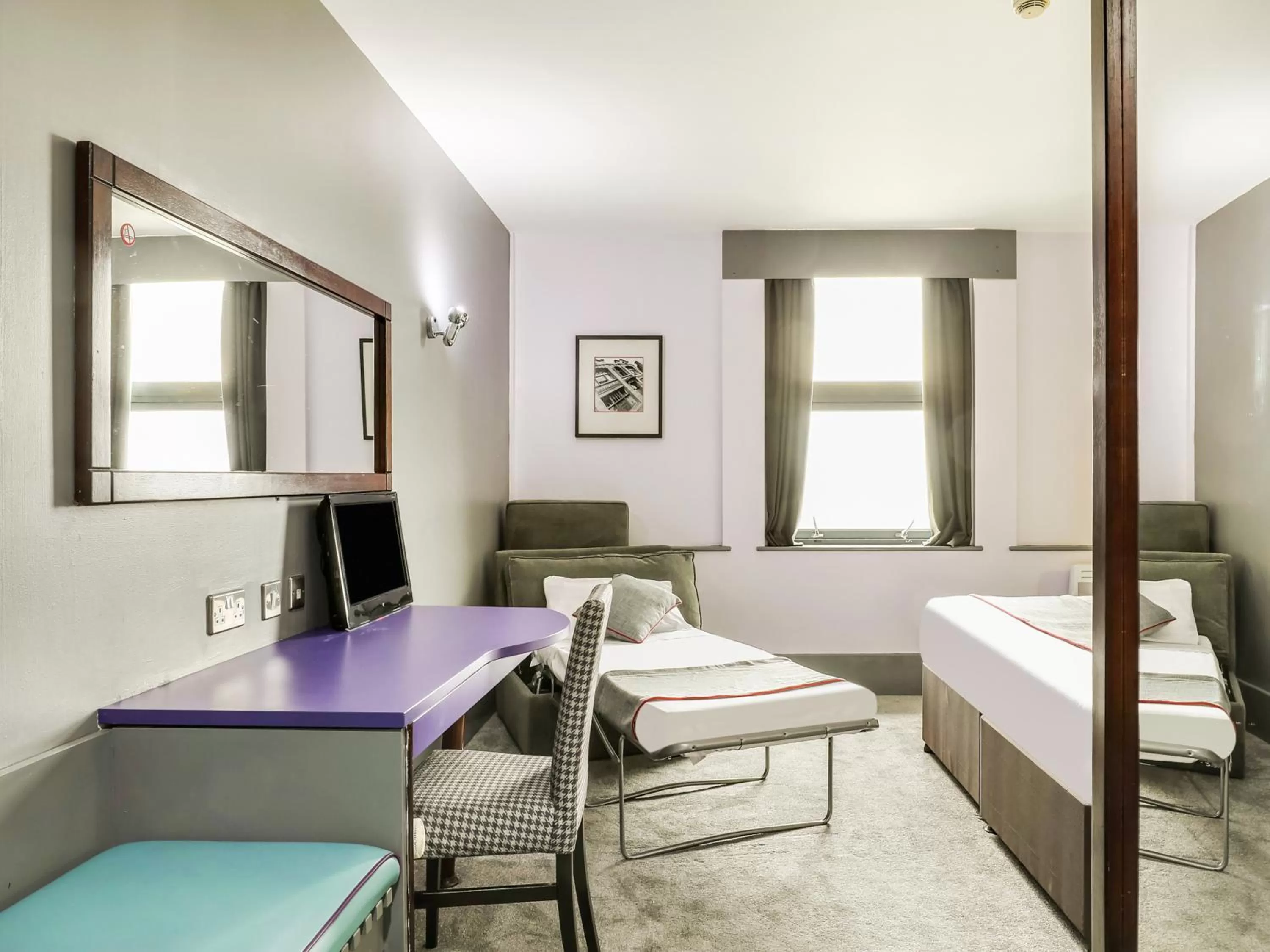 Bed in Best Western Sheffield City Hotel