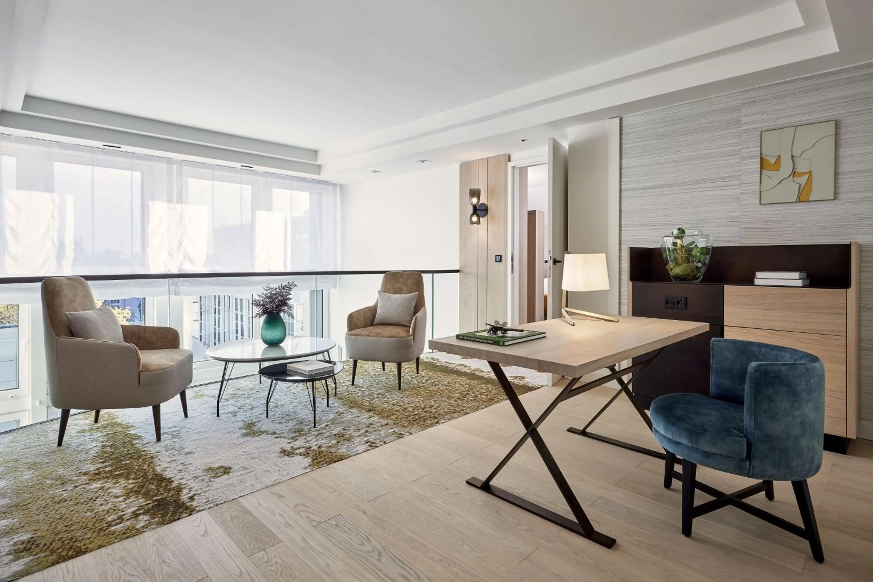 Photo of the whole room in The Westin Grand Frankfurt