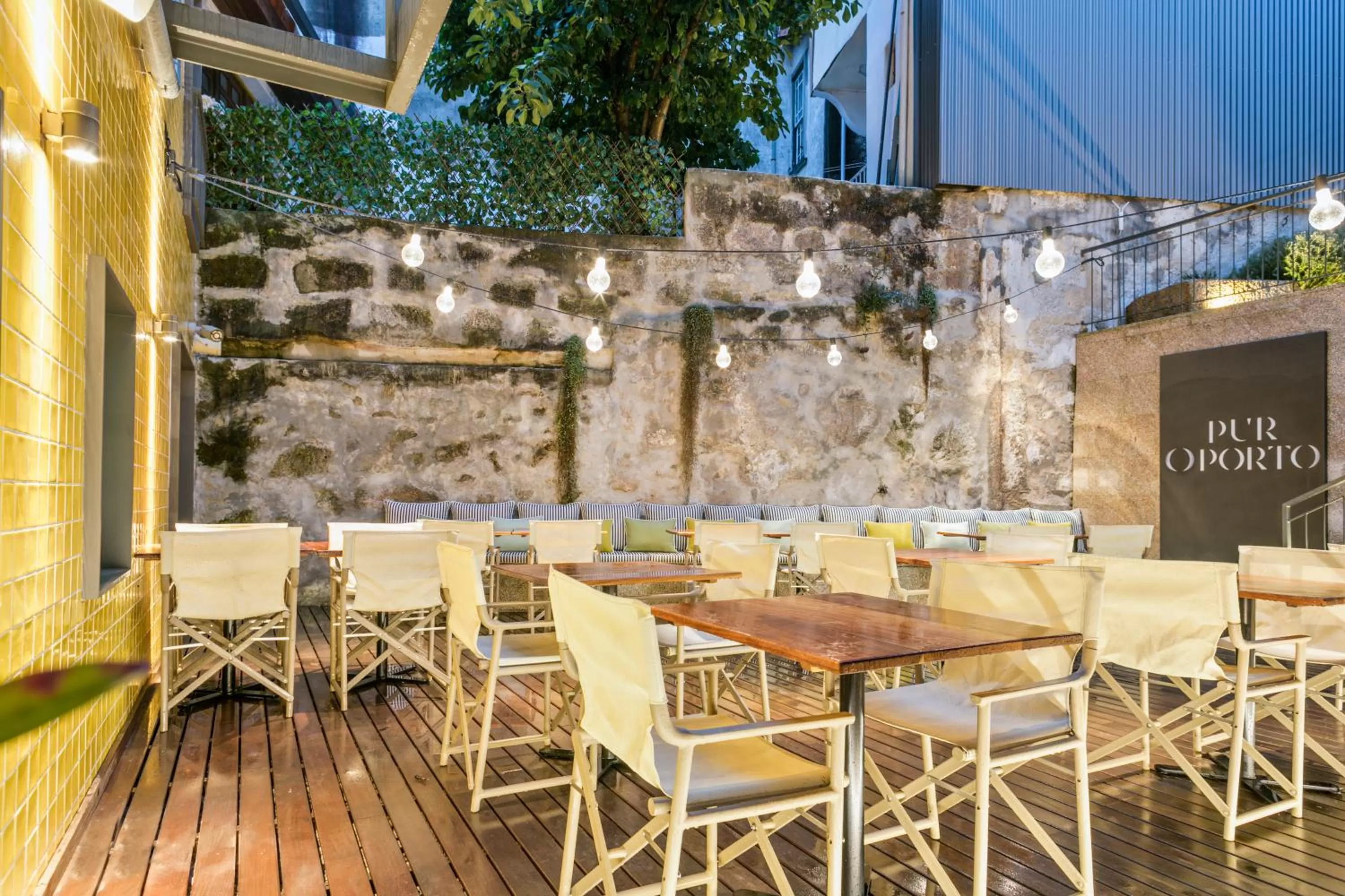 Balcony/Terrace in Pur Oporto Boutique Hotel by actahotels