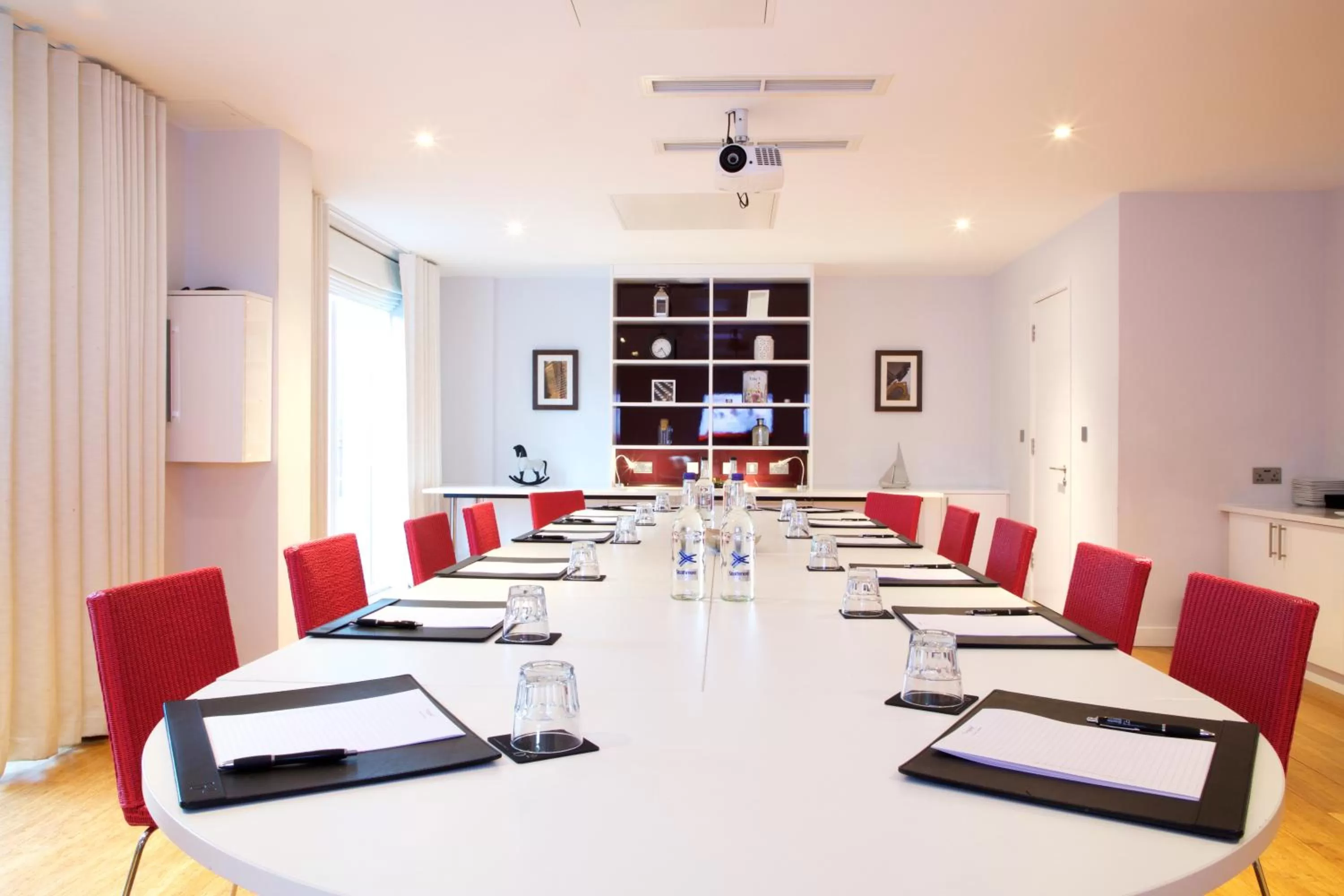 Bermondsey Square Hotel - A Bespoke Hotel