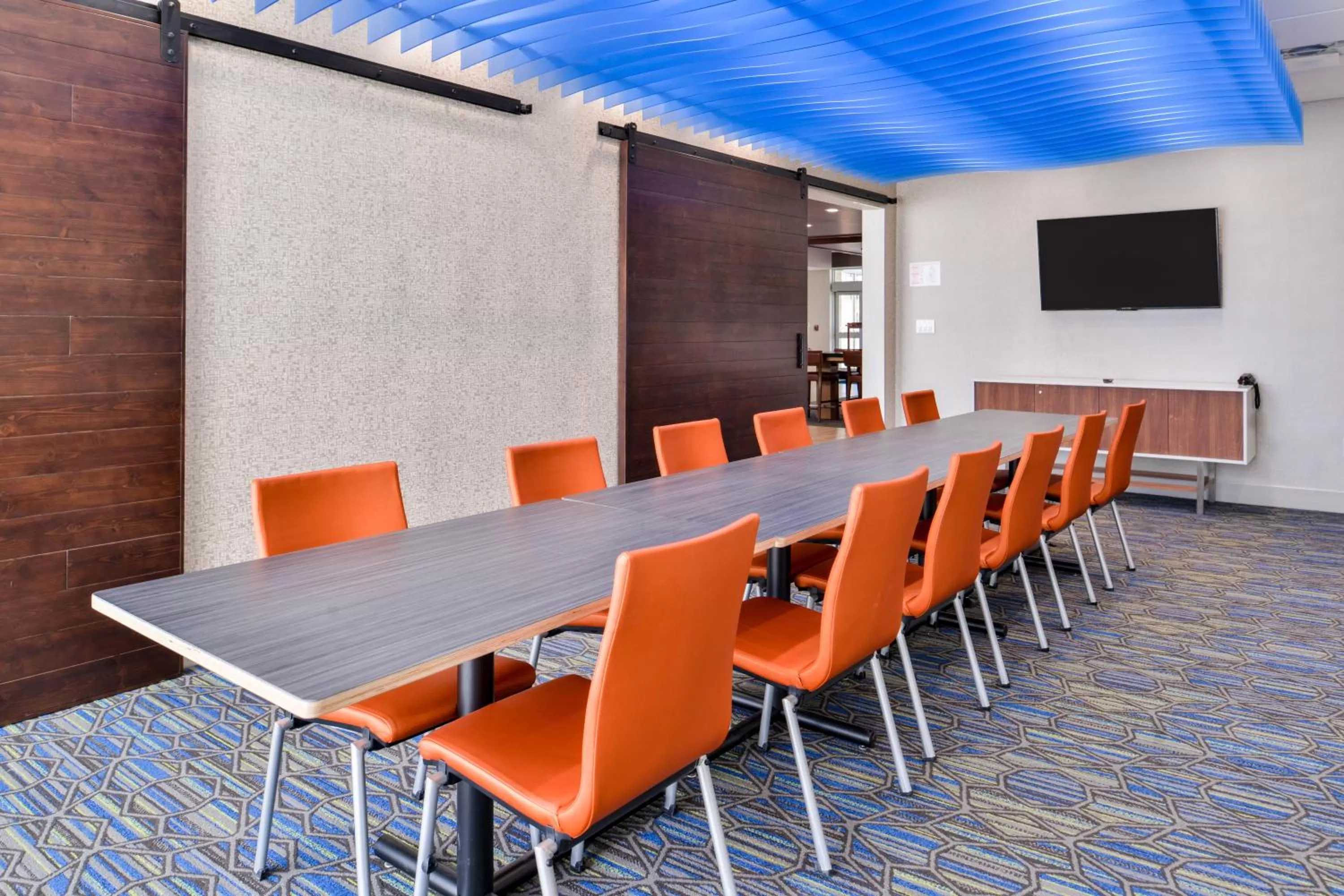 Meeting/conference room in Holiday Inn Express - Early by IHG
