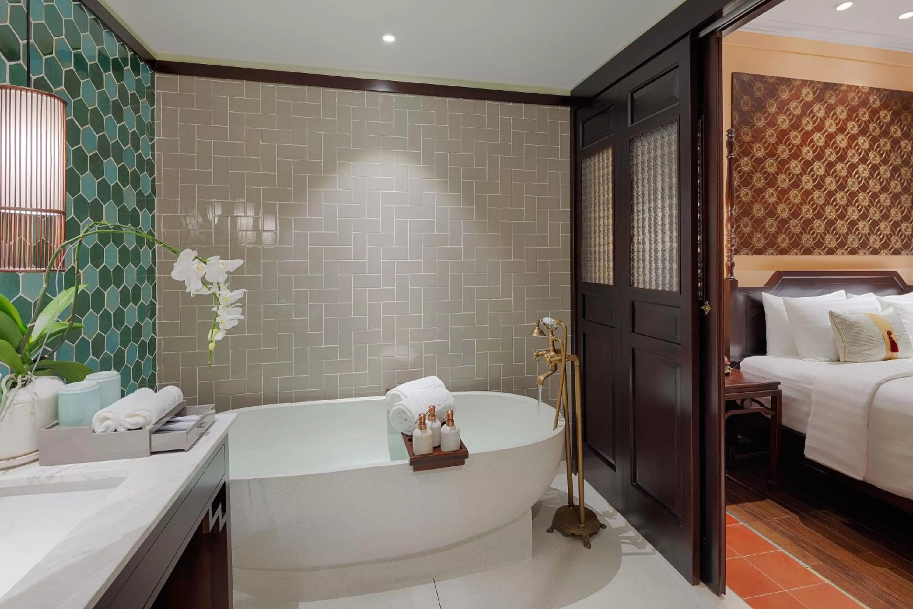 Shower, Bed in Little Riverside Hoi An . A Luxury Hotel & Spa