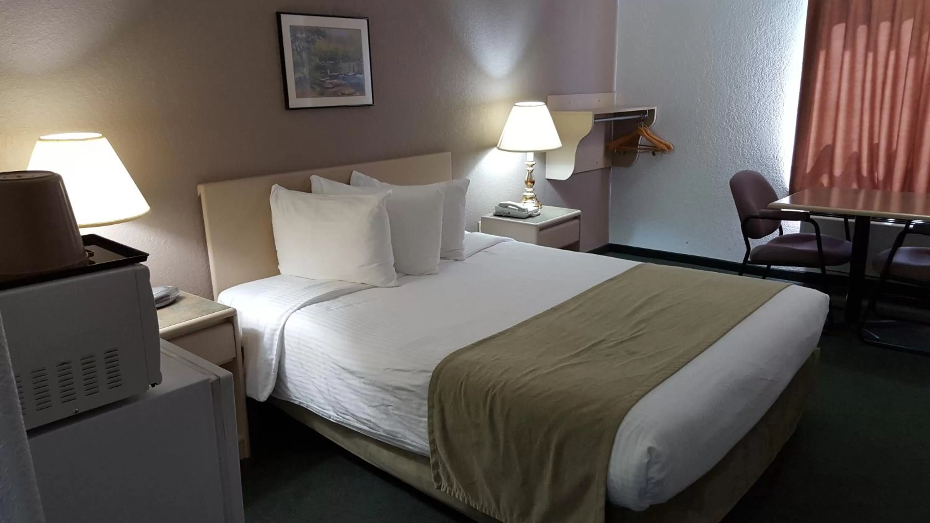 Bed in Super 8 by Wyndham Pincher Creek AB