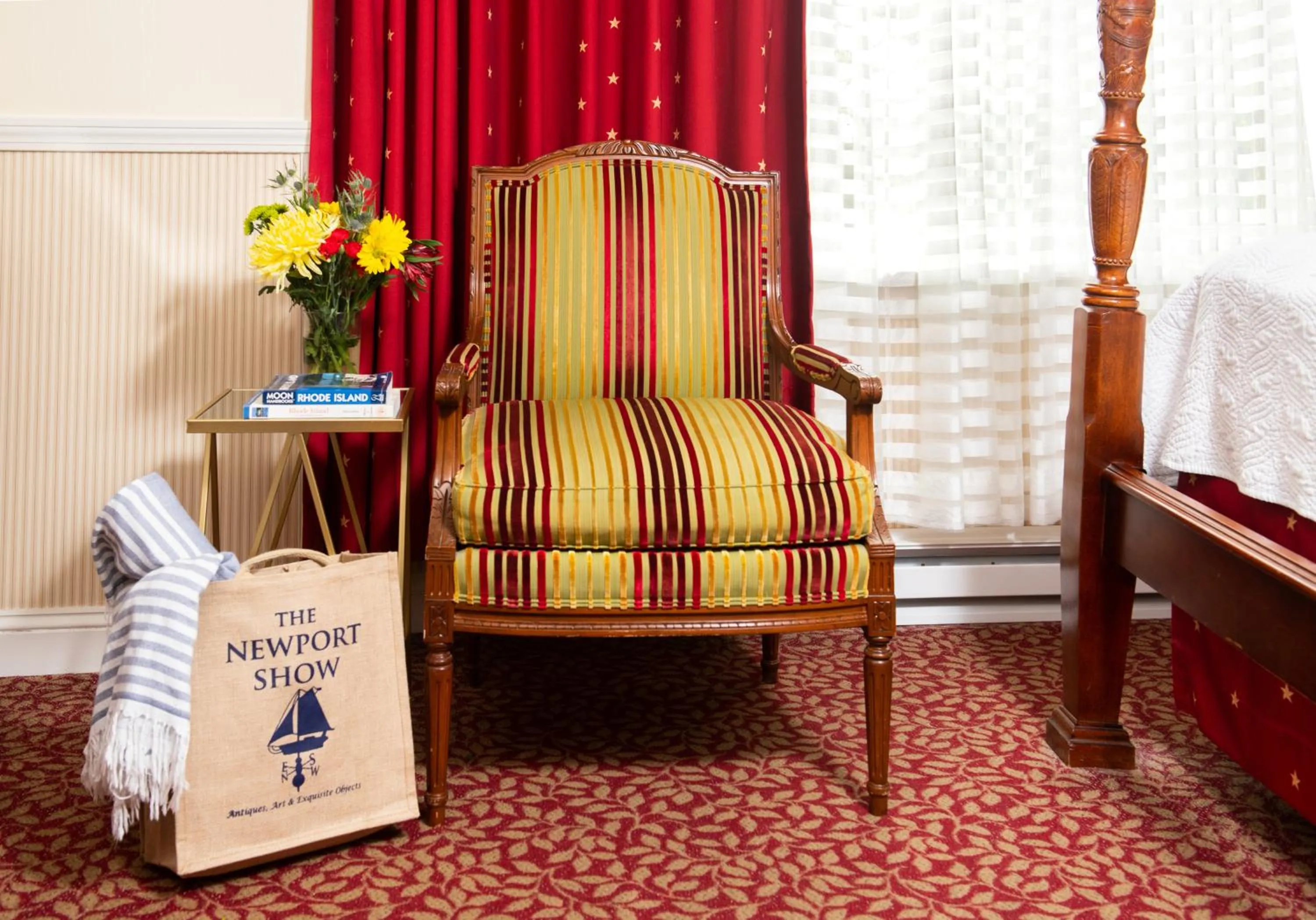 Bed in America's Cup Inn Newport