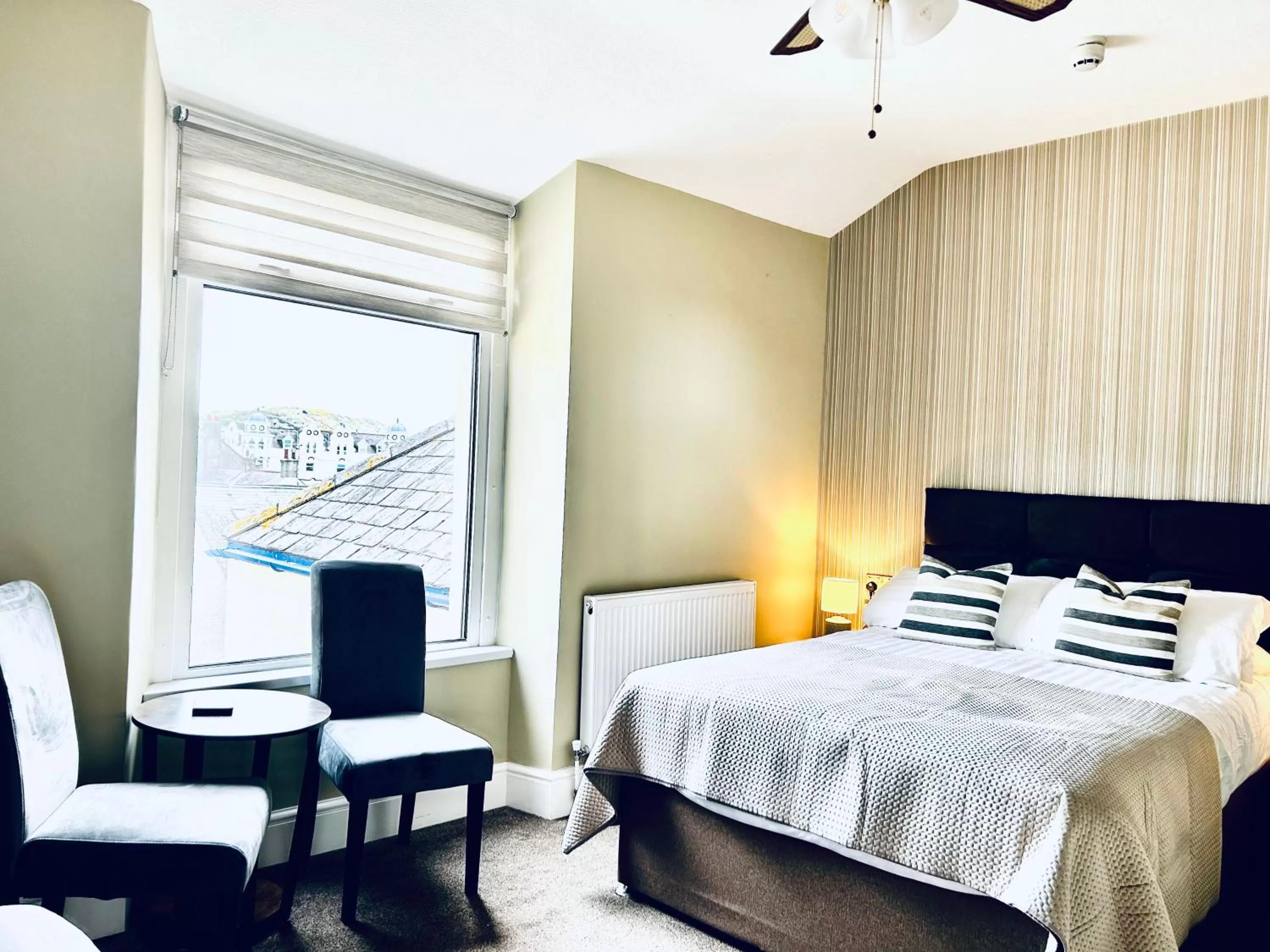 Bedroom, Bed in Hotel No5