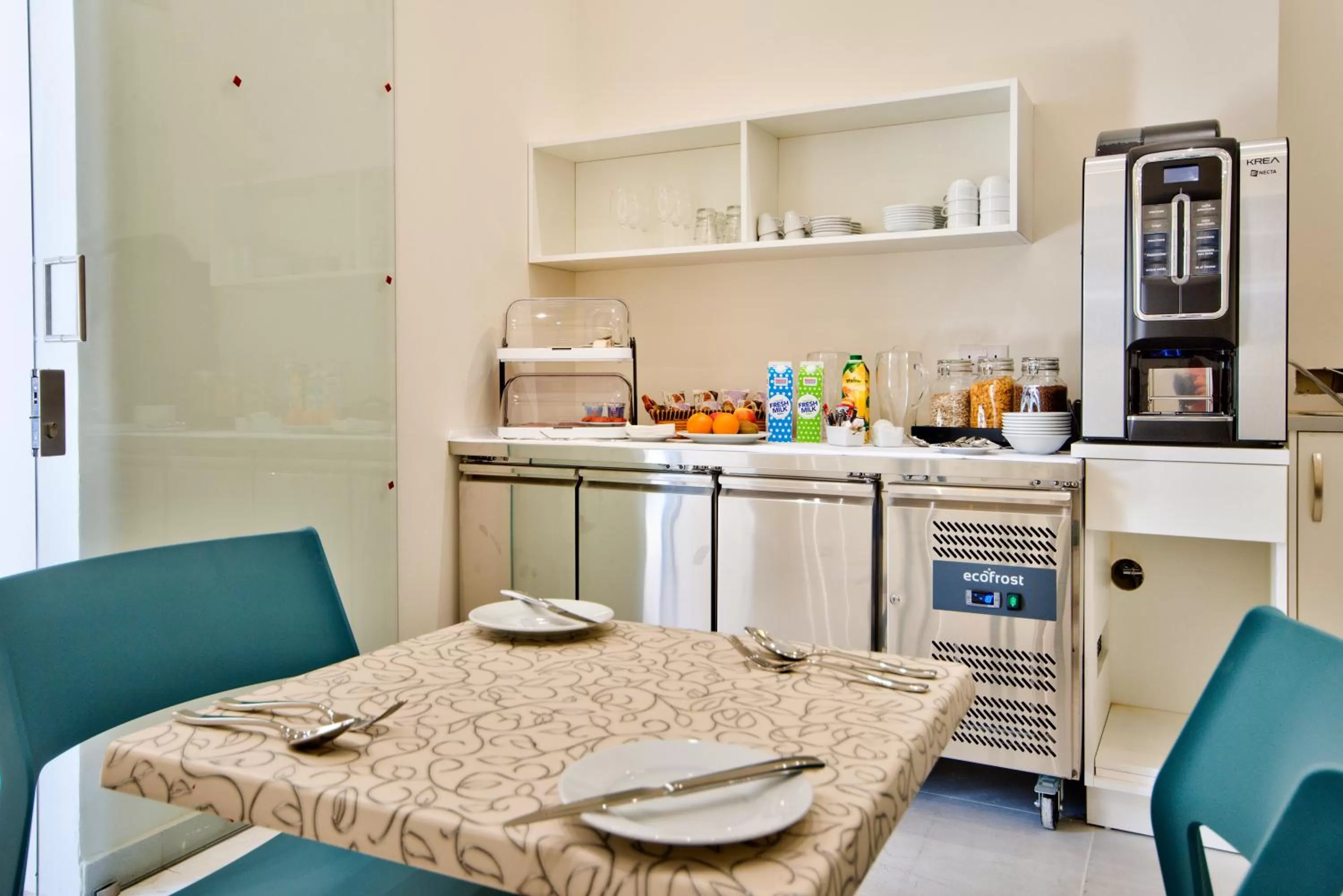 Breakfast in The Suites – Piazza Kirkop