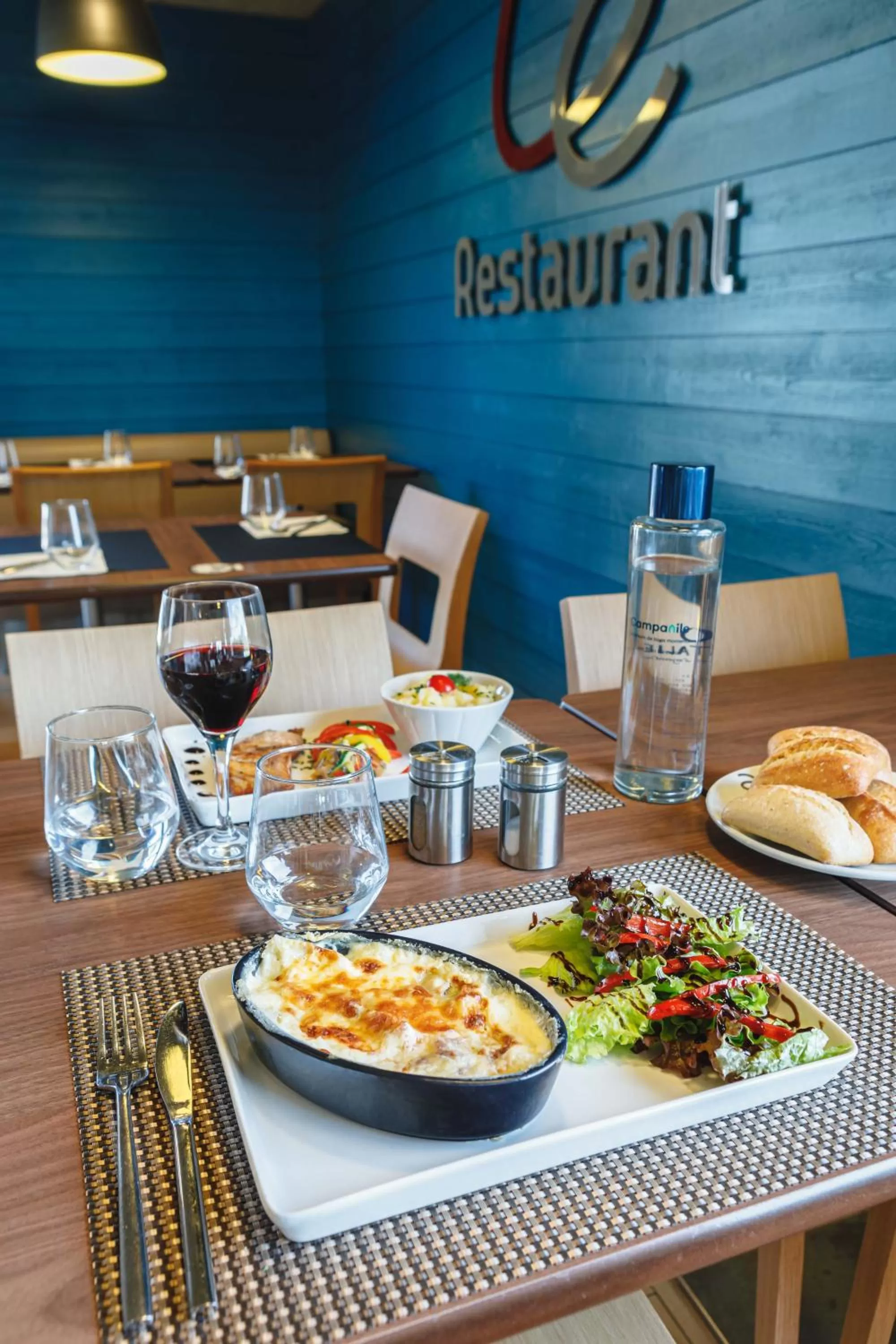 Restaurant/places to eat in Campanile NATURE - Lyon Est Bron Eurexpo