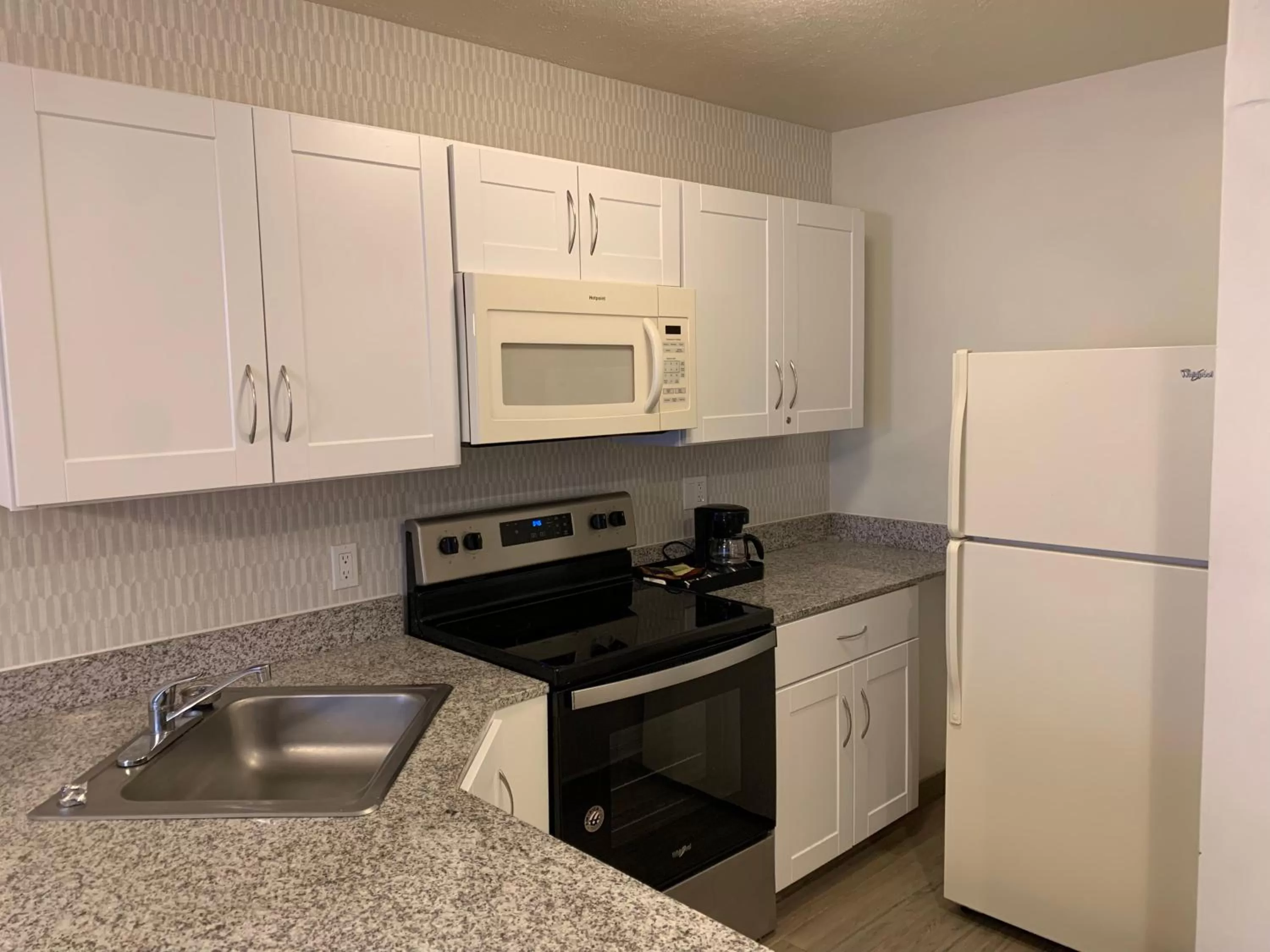 Kitchen or kitchenette in Split Rock Resort