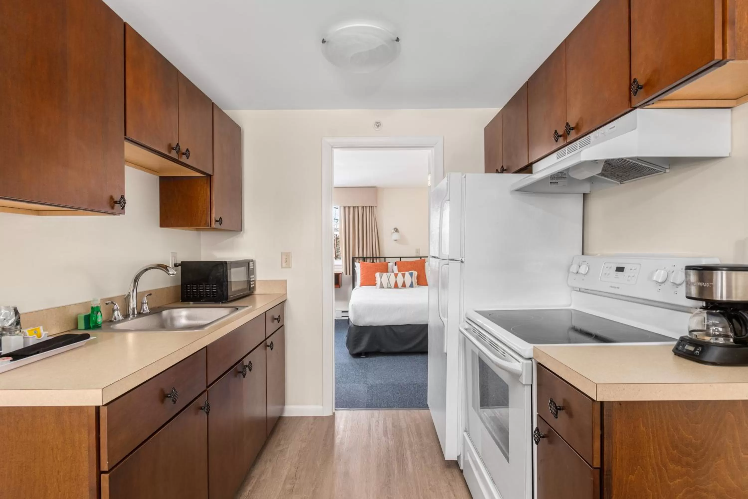 Kitchen or kitchenette in The Beverly