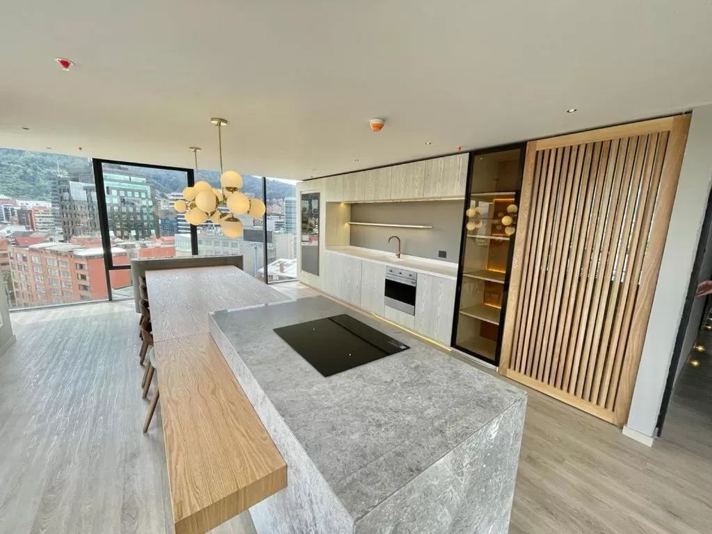 Restaurant/places to eat, Kitchen/Kitchenette in ICON 100 Luxury Apartasuites