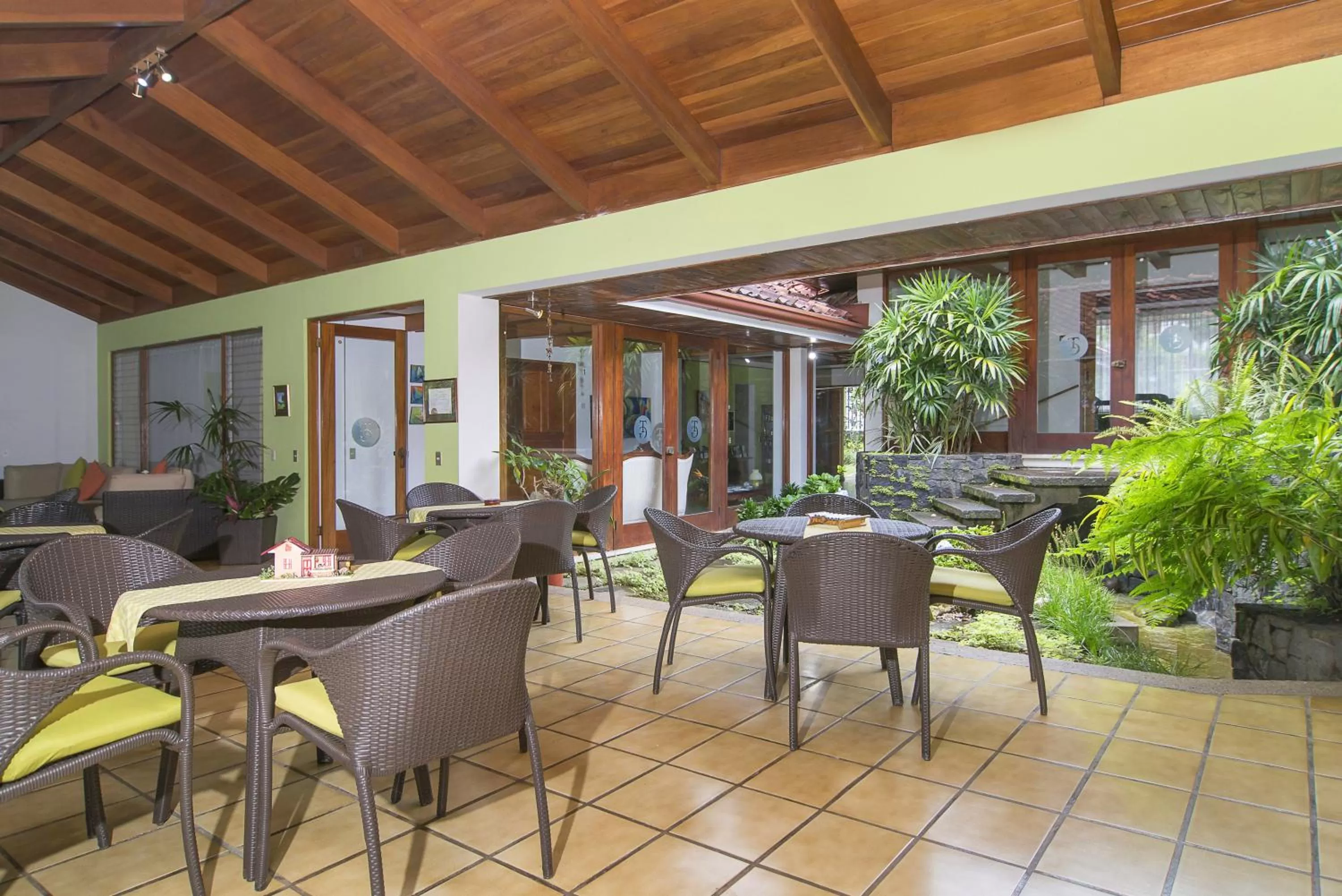 Restaurant/places to eat in Terrazas de Golf Boutique Hotel