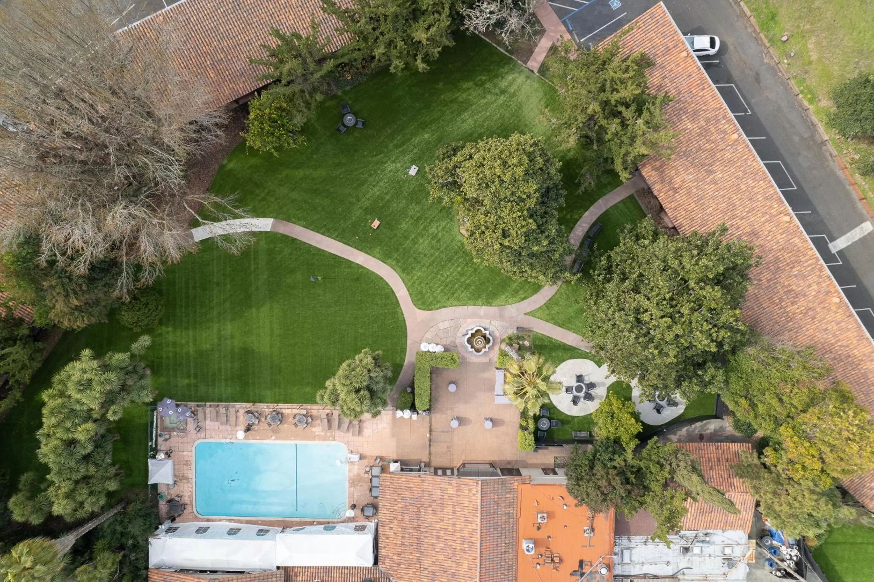 Bird's eye view in Inn Marin and Suites, an Ascend Collection Hotel