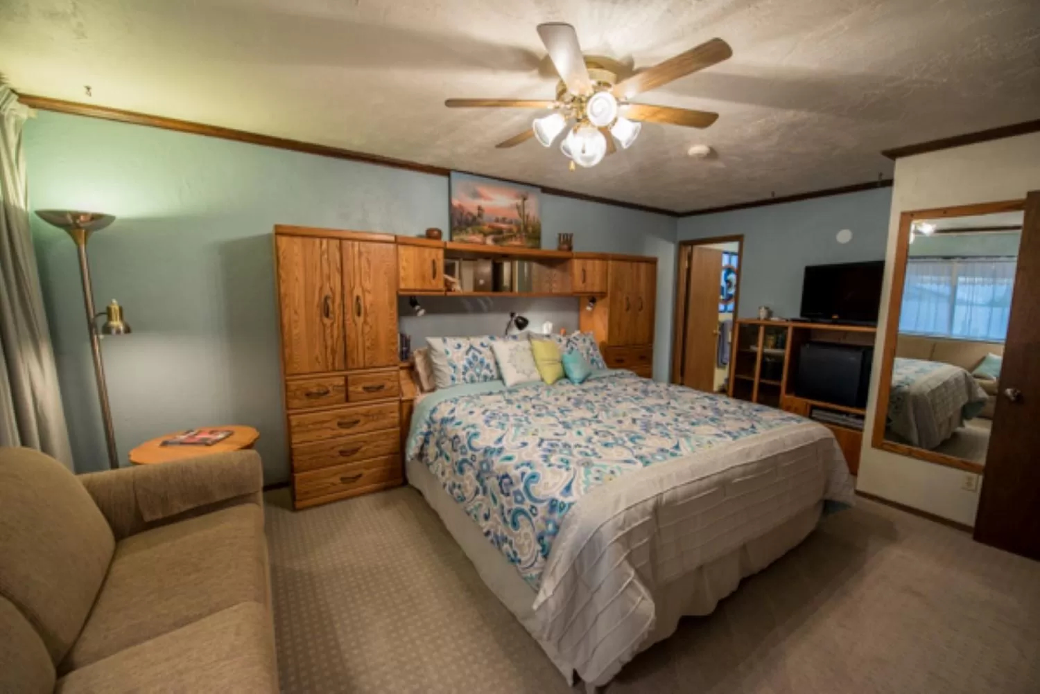 Bed in Canyon Colors Bed and Breakfast