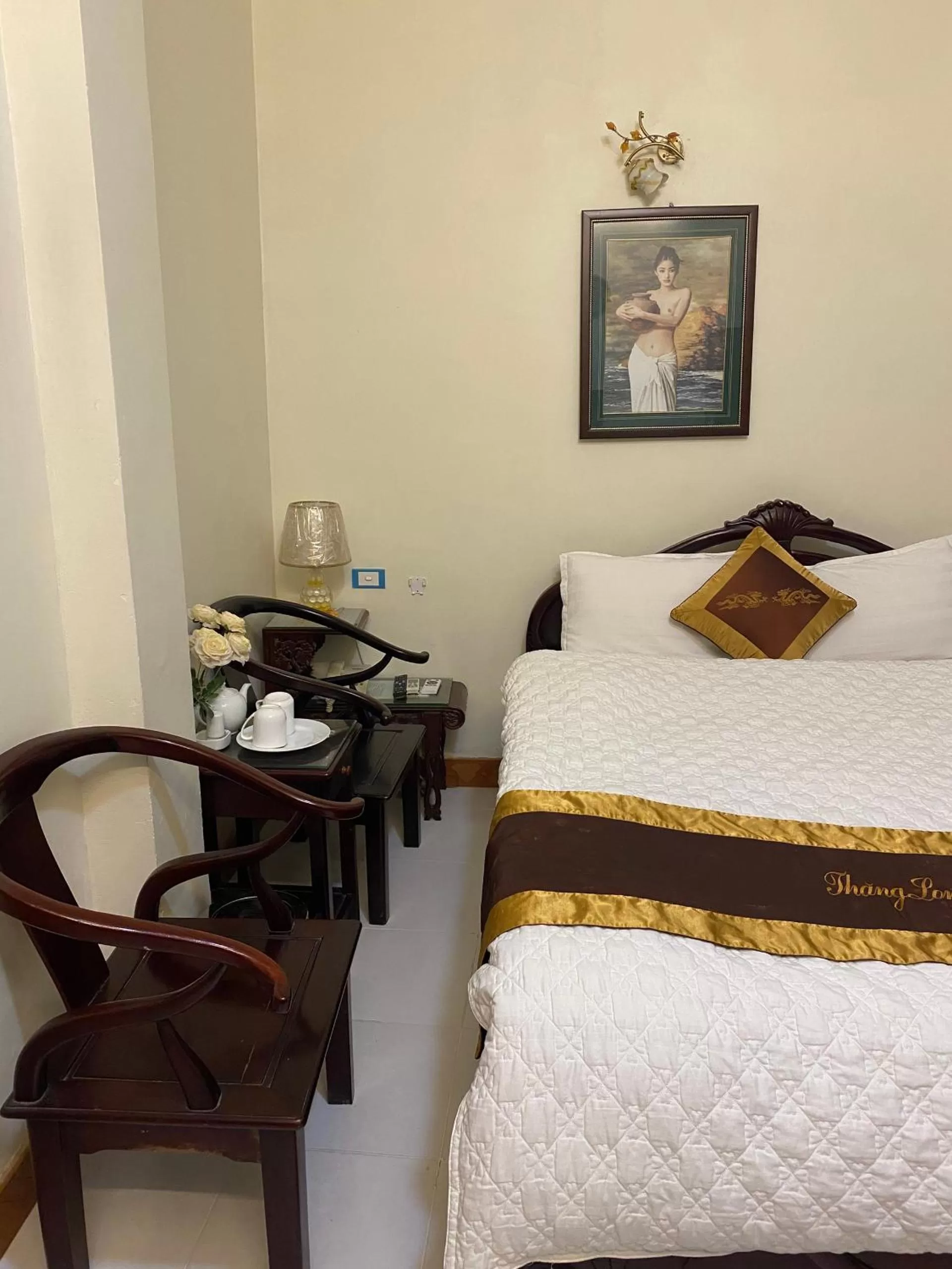 Bedroom, Bed in Thang Long Hotel