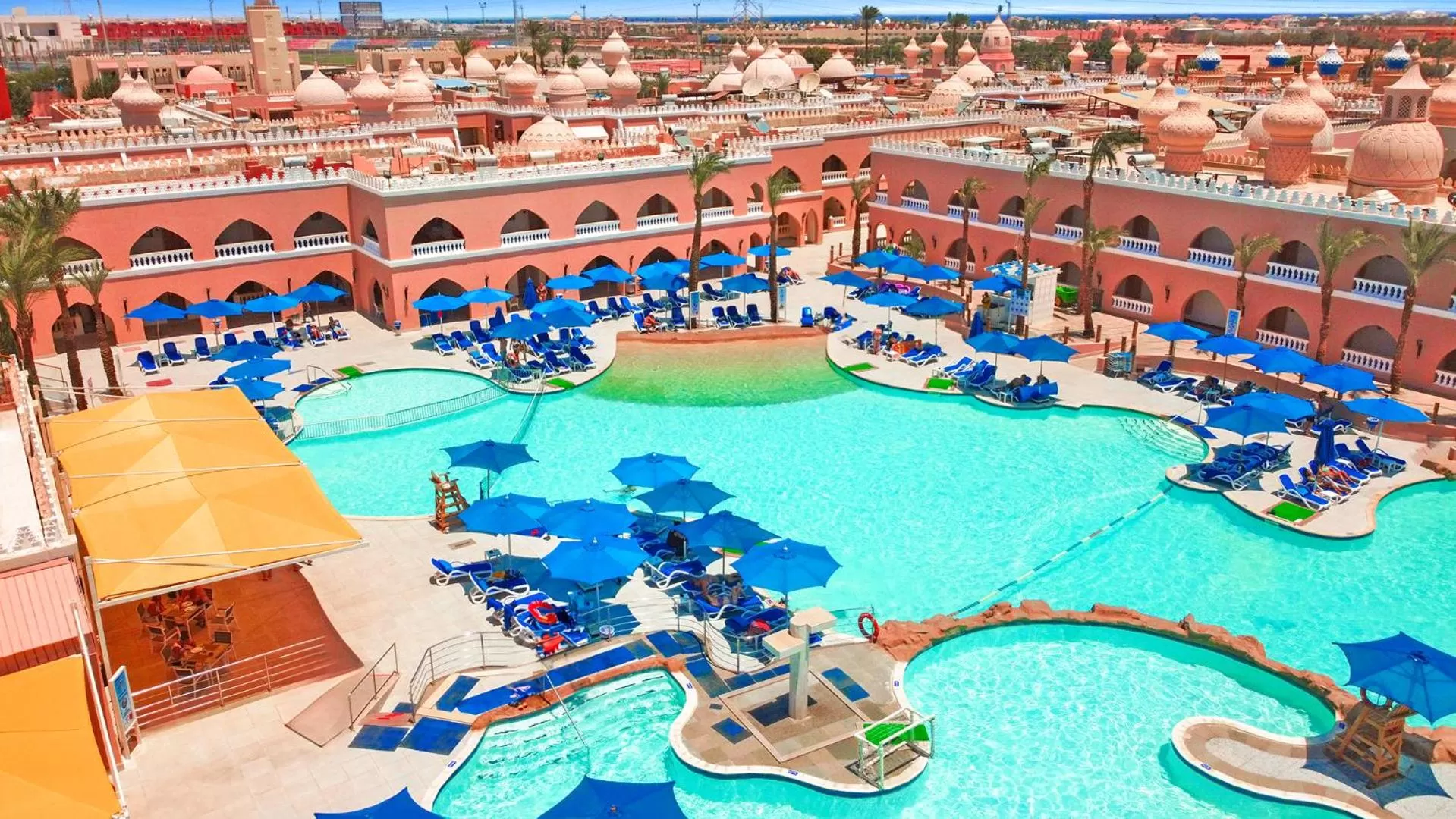 Swimming pool in Pickalbatros Alf Leila Wa Leila Resort - Neverland Hurghada