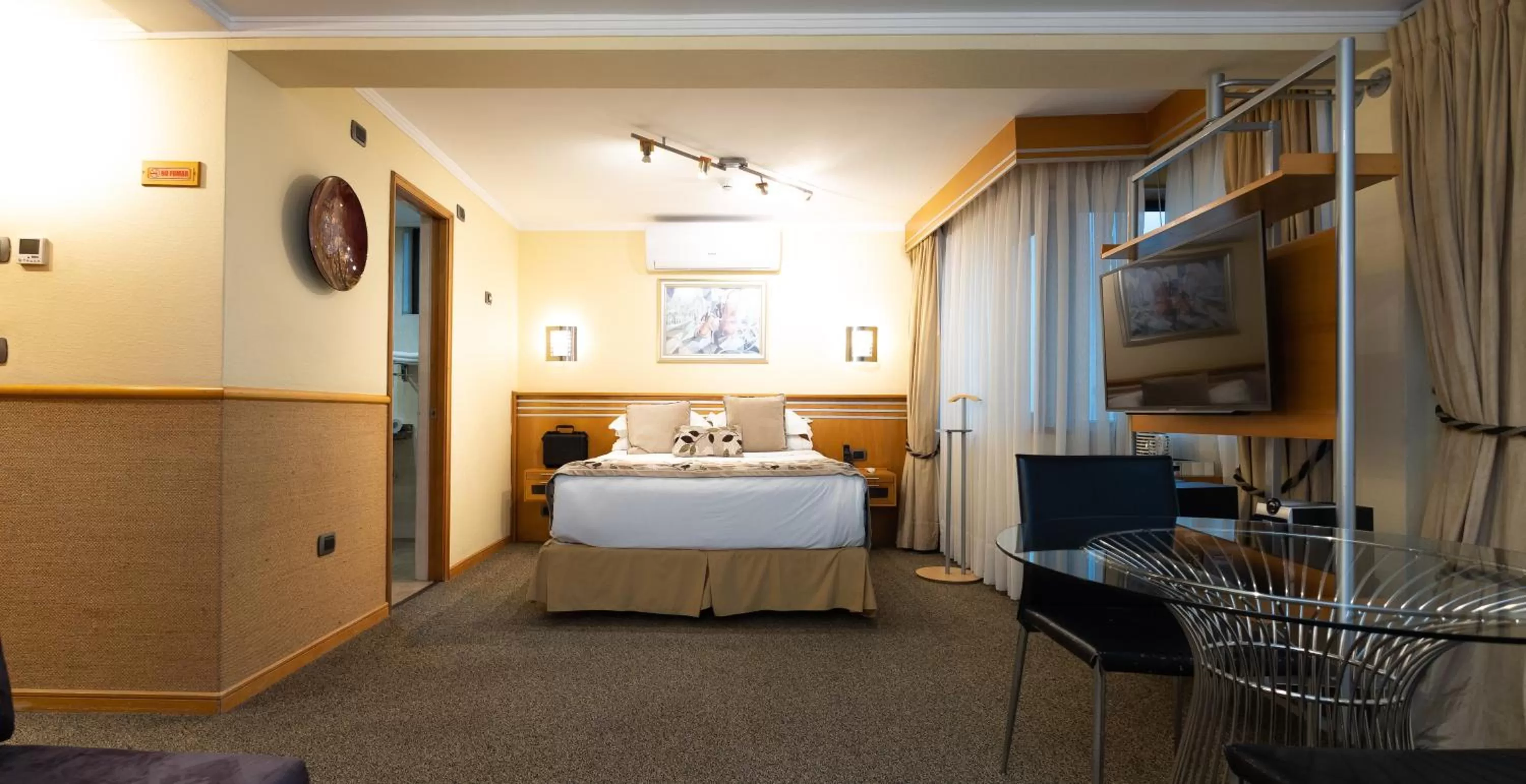 Photo of the whole room, Bed in Hotel Restaurante Ankara