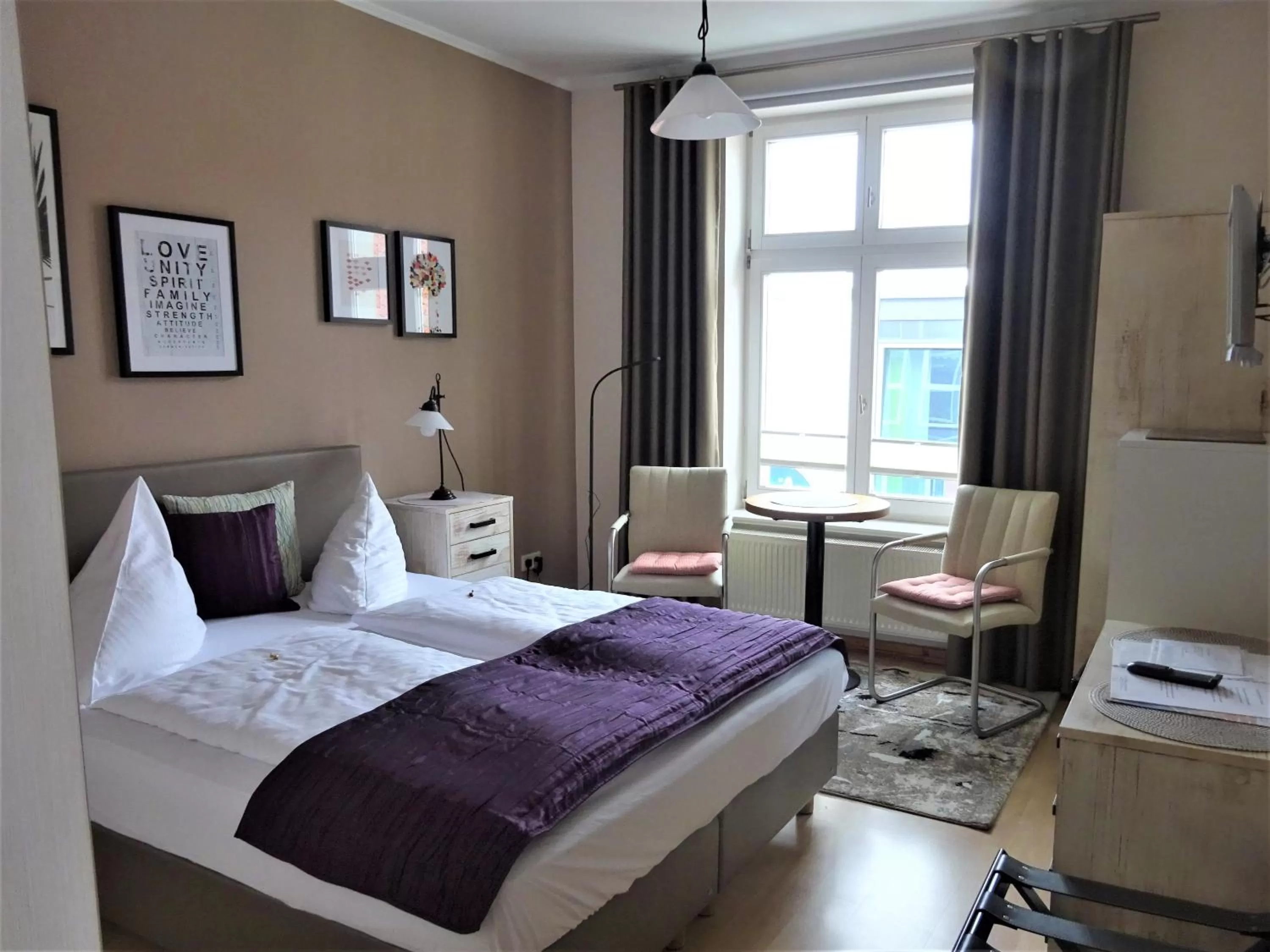 Bed in Hotel Pension Zur Fährbrücke