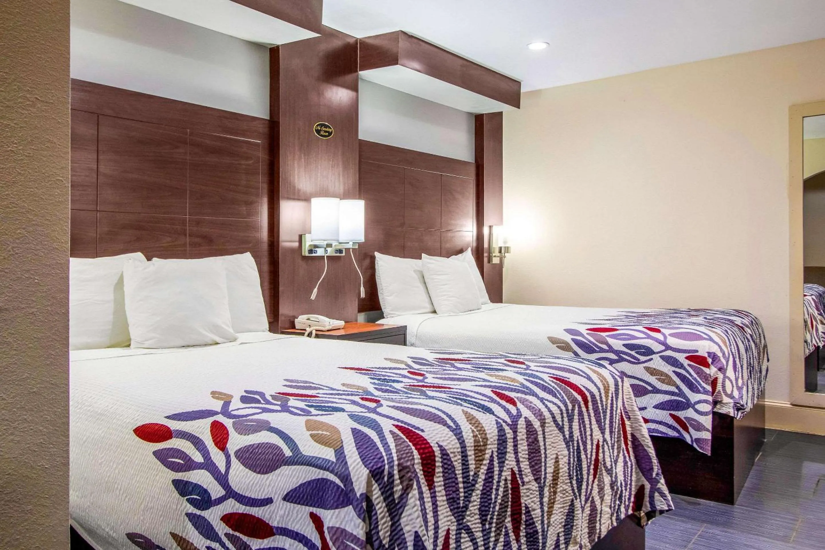 Photo of the whole room in Rodeway Inn & Suites Houston near Medical Center