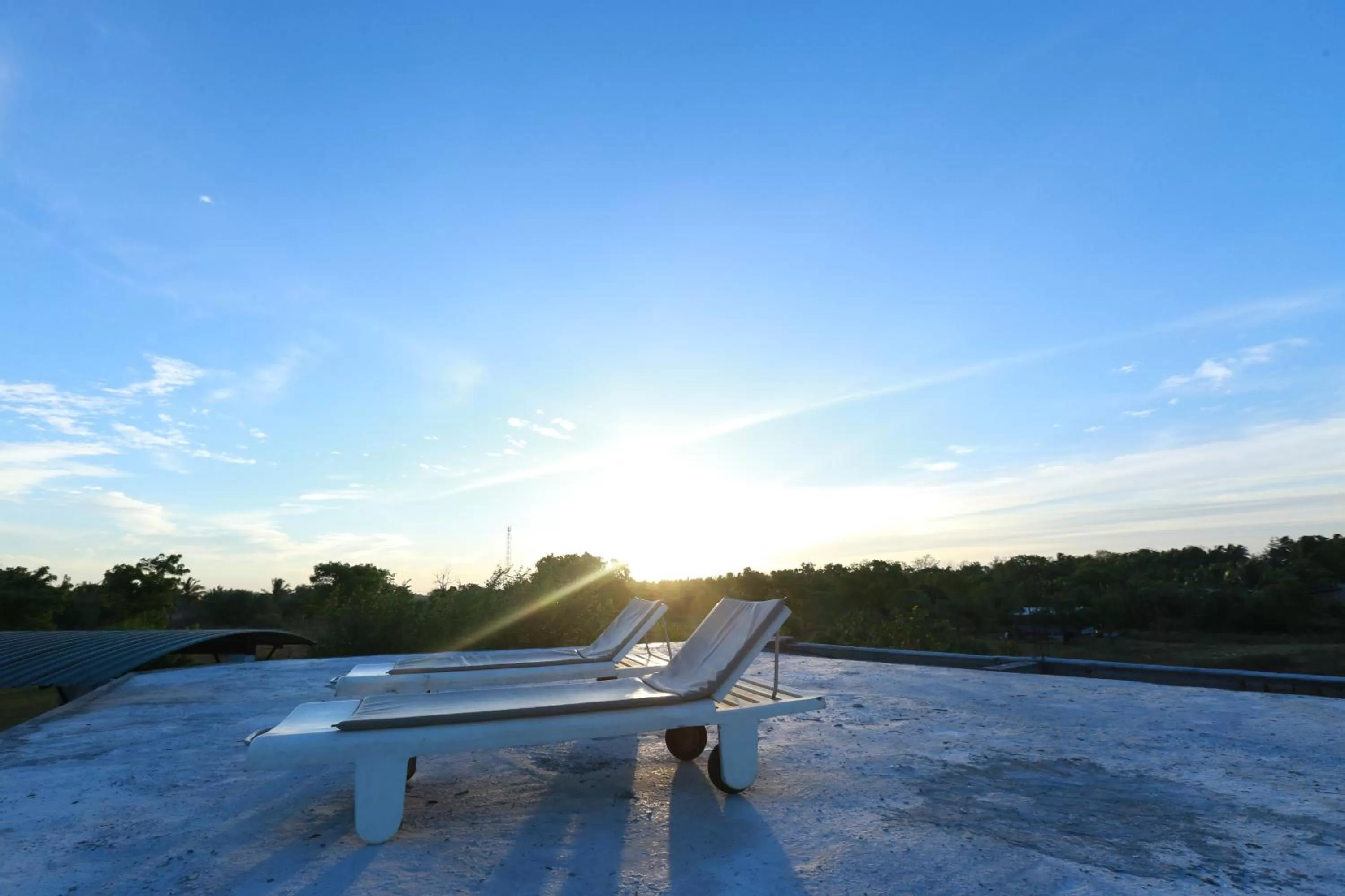 Sunset in Eco Hotel Black & White - Anuradhapura