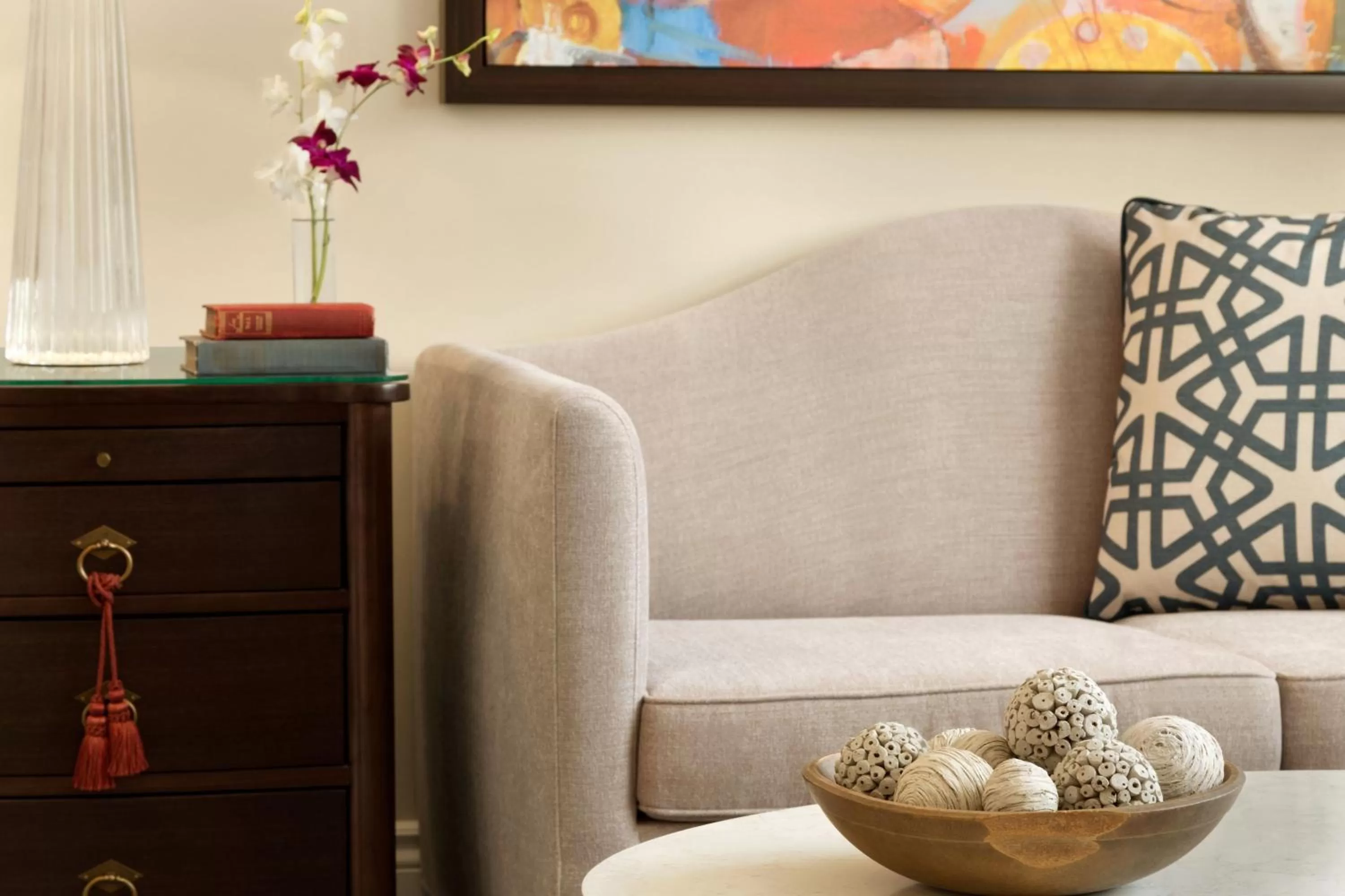 Photo of the whole room in Reikart House Buffalo, a Tribute Portfolio Hotel