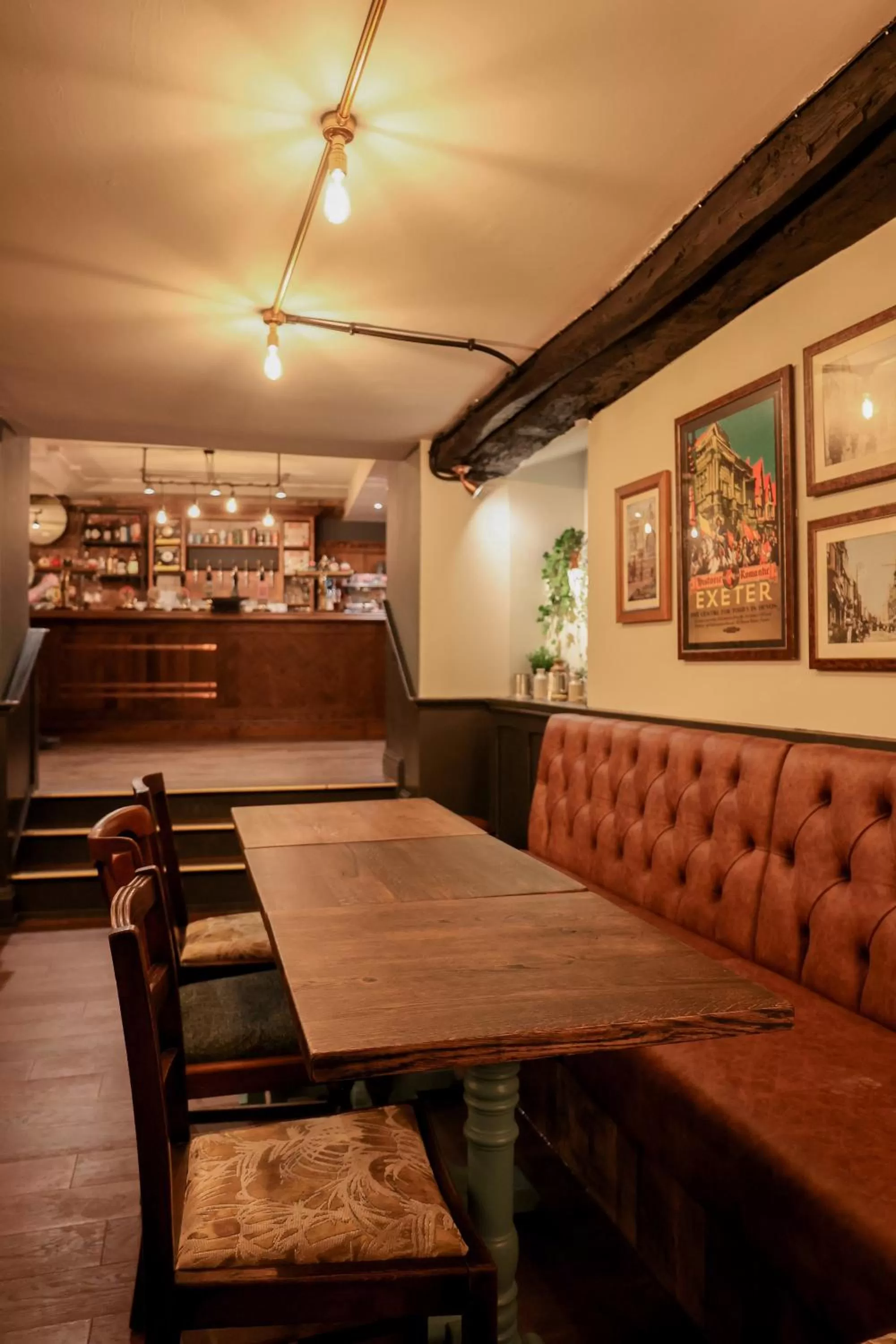 Restaurant/places to eat in The Turks Head