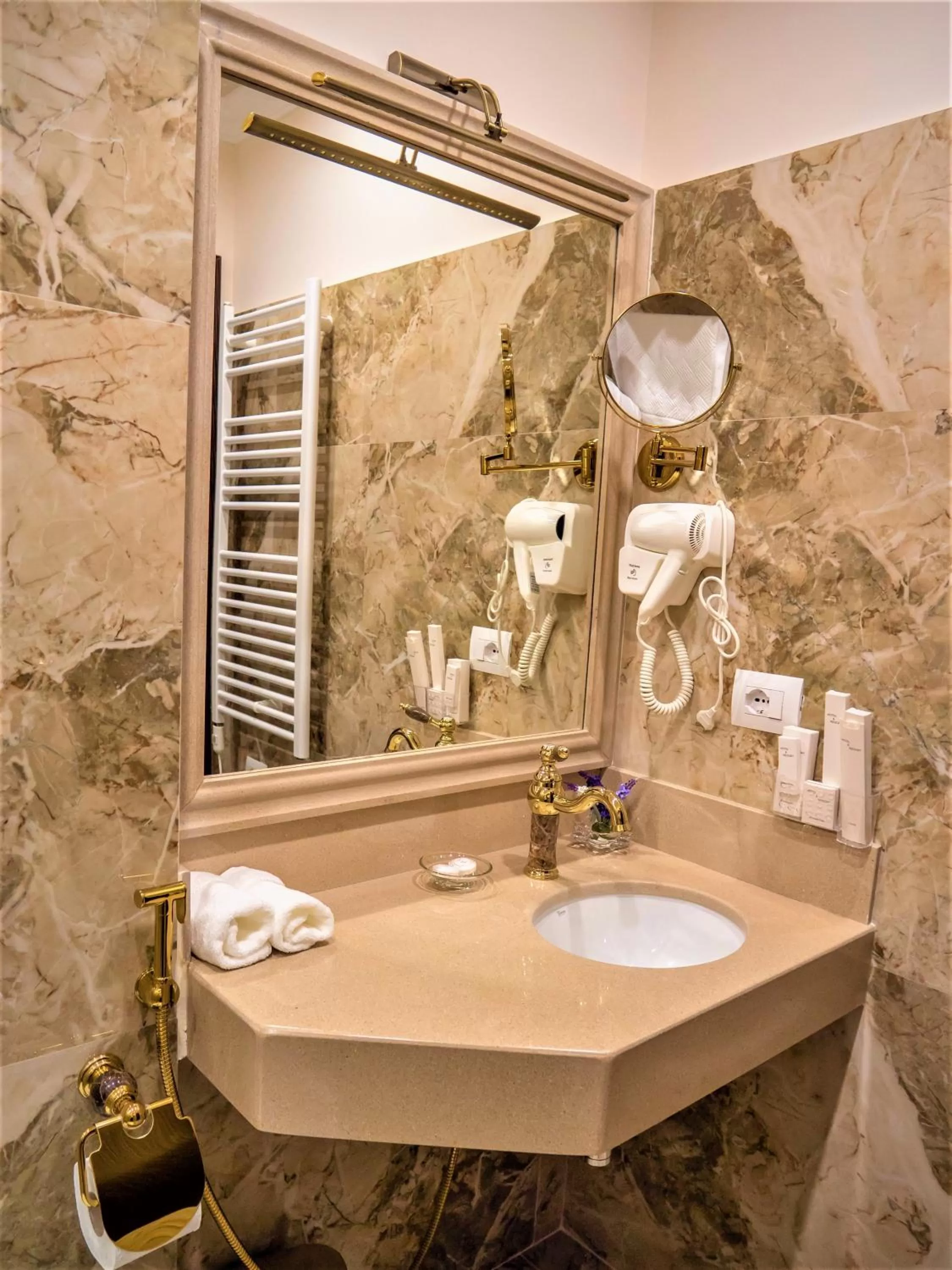 Bathroom in Hotel Boka