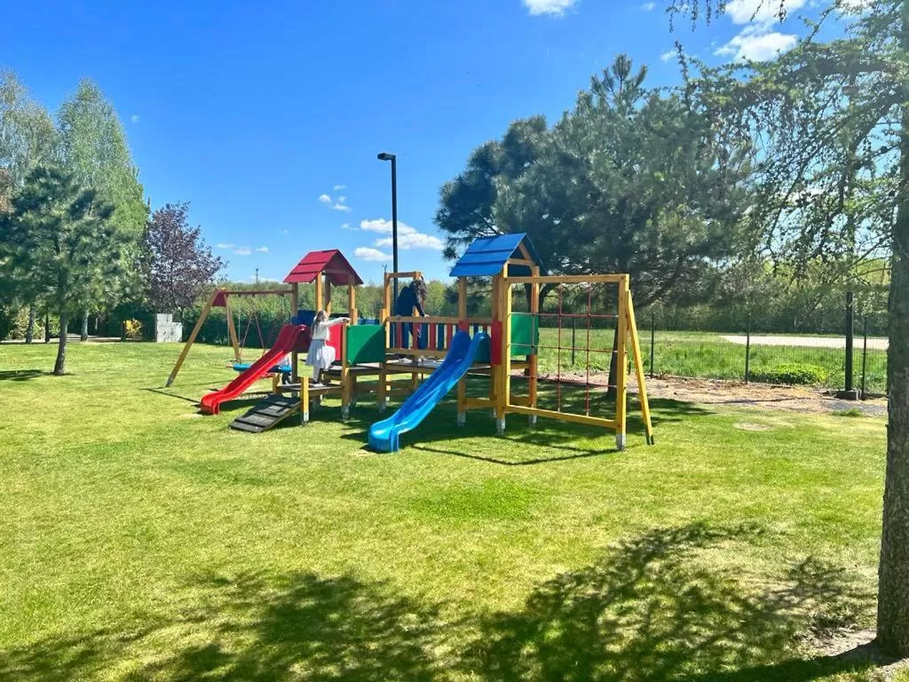 HOTEL CICHA WODA NIEPORĘT