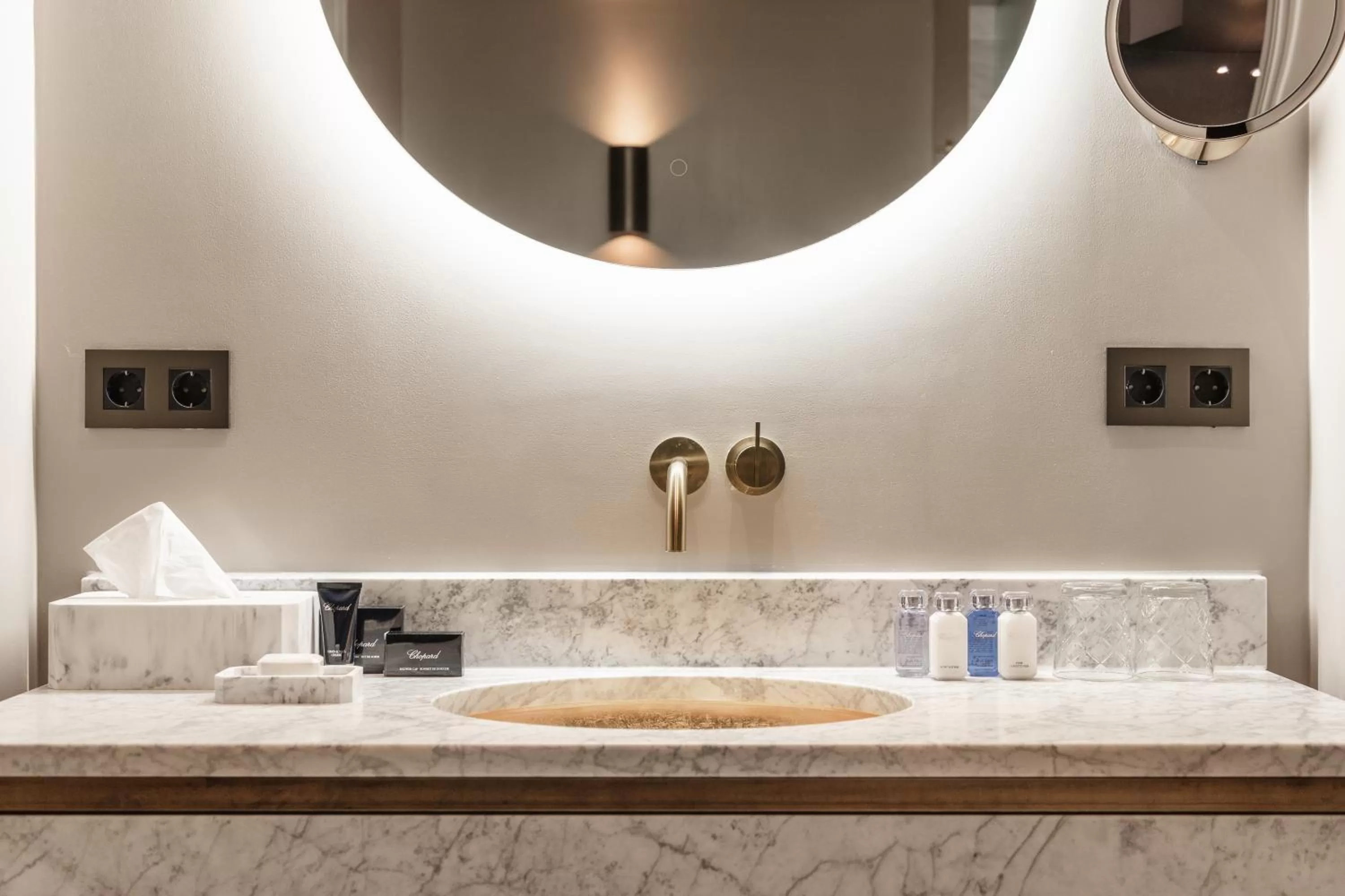 Bathroom in Hotel 717