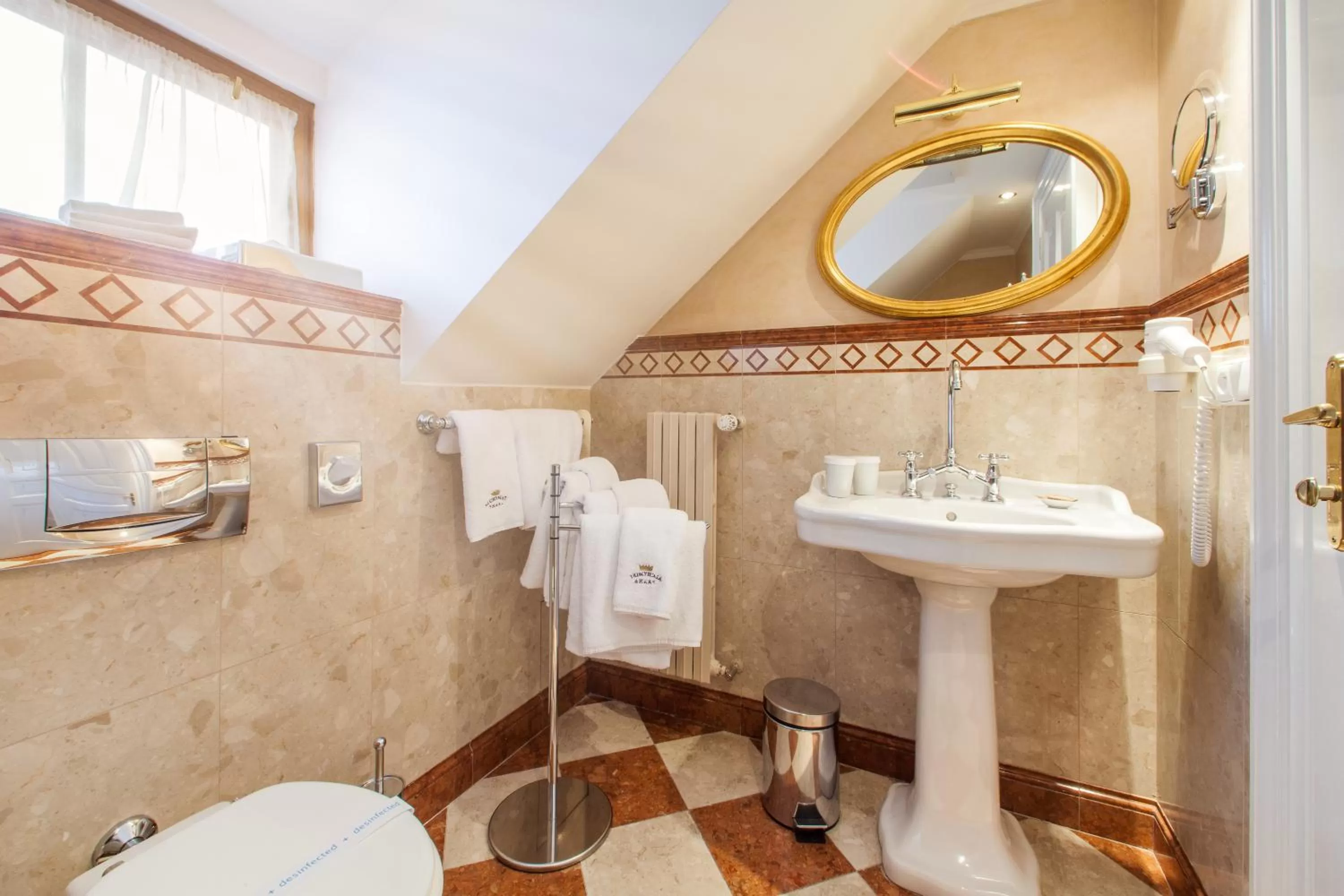 Toilet in Alchymist Grand Hotel and Spa