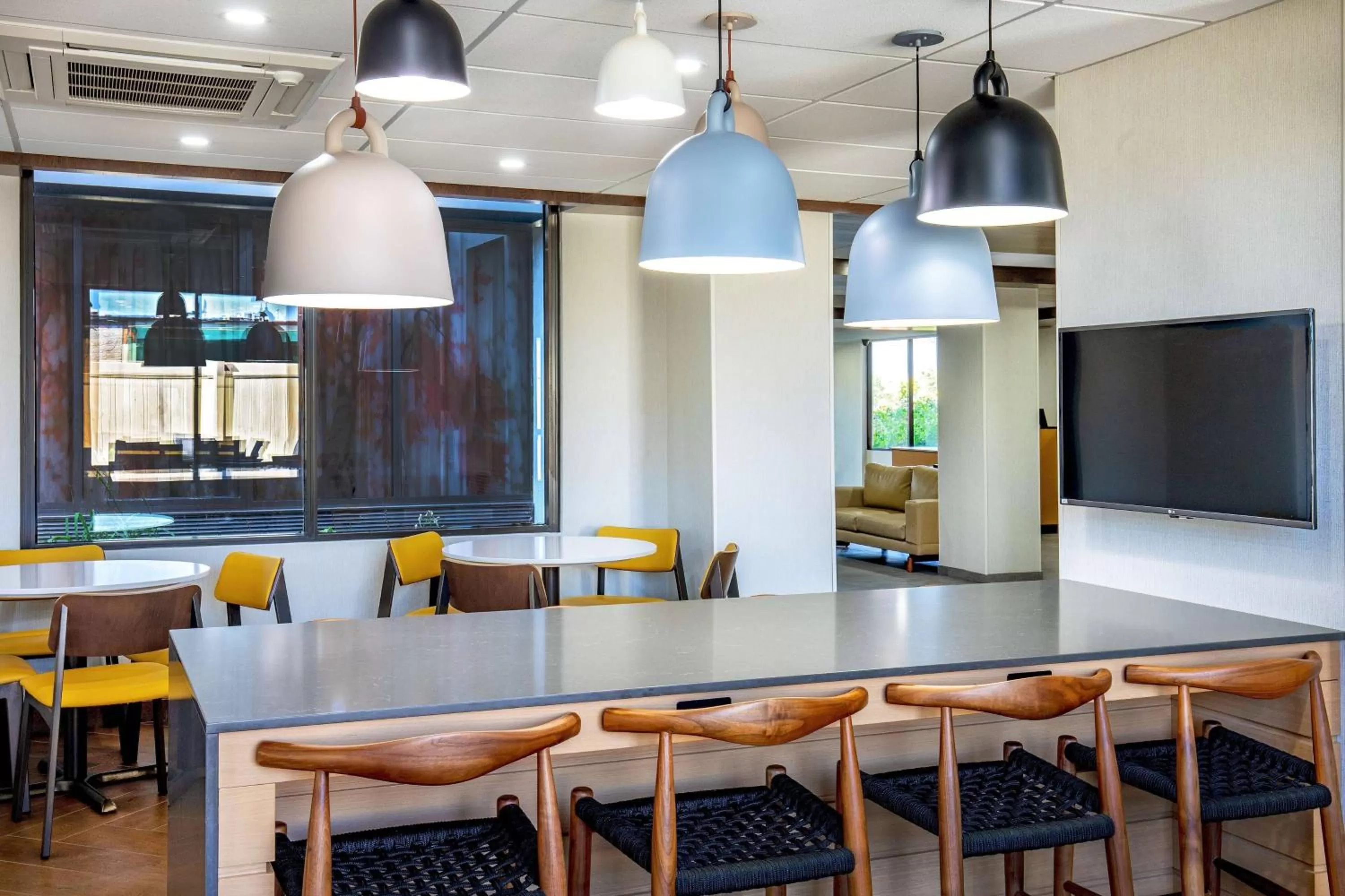 Restaurant/places to eat in Fairfield Inn by Marriott Bangor