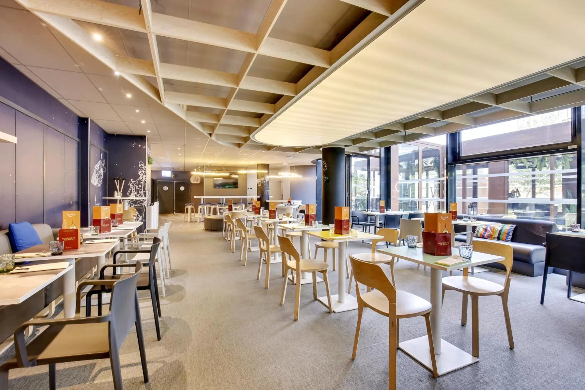 Patio in ibis Styles Paris Charles de Gaulle Airport