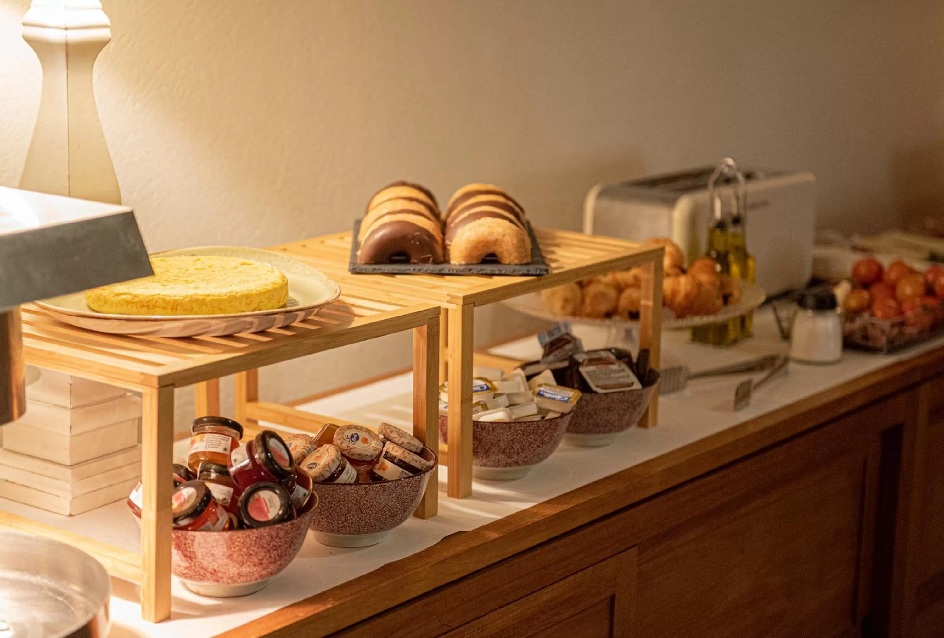 Buffet breakfast in El Petit Convent