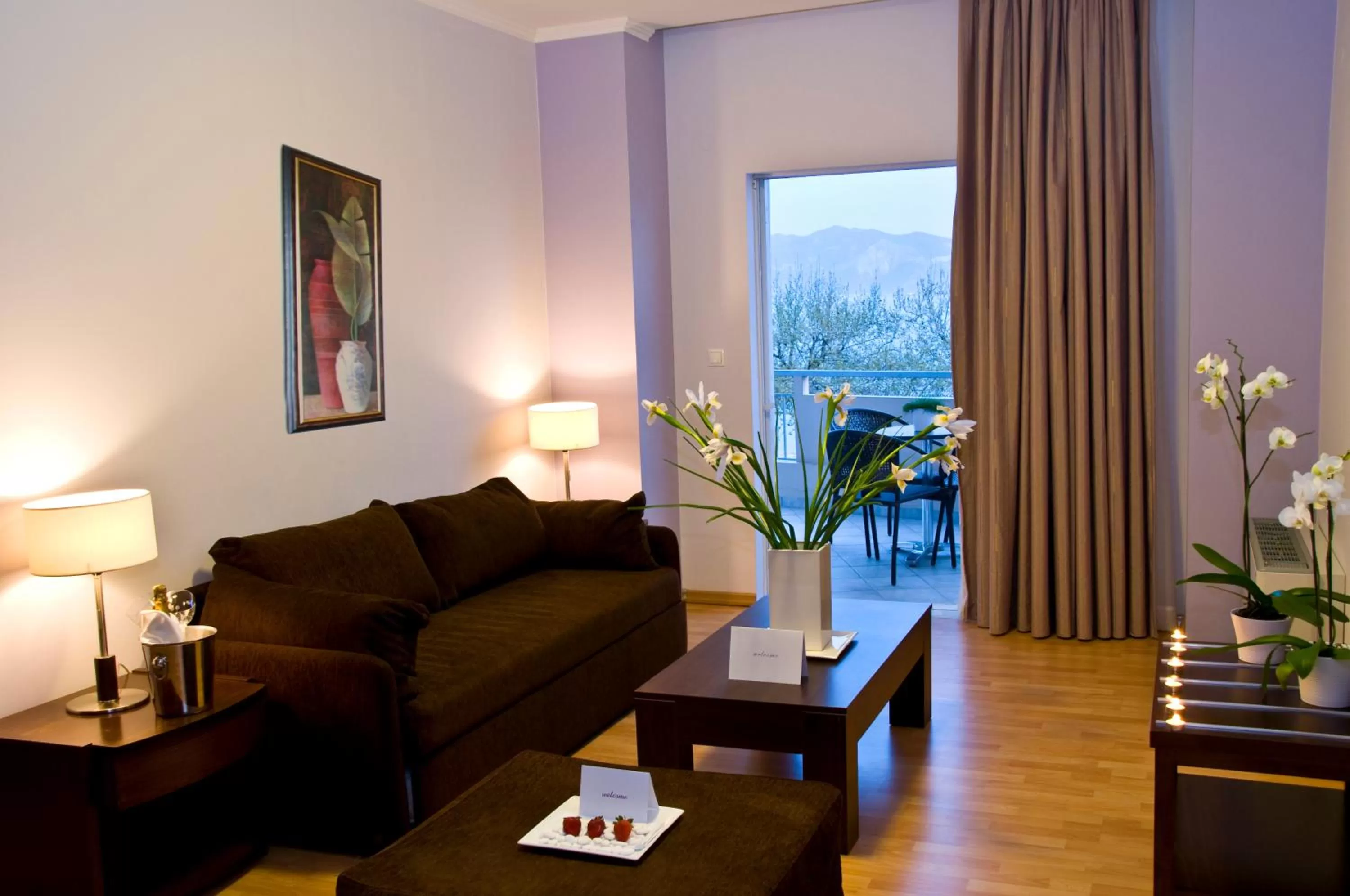 People in Flisvos Hotel Nafpaktos