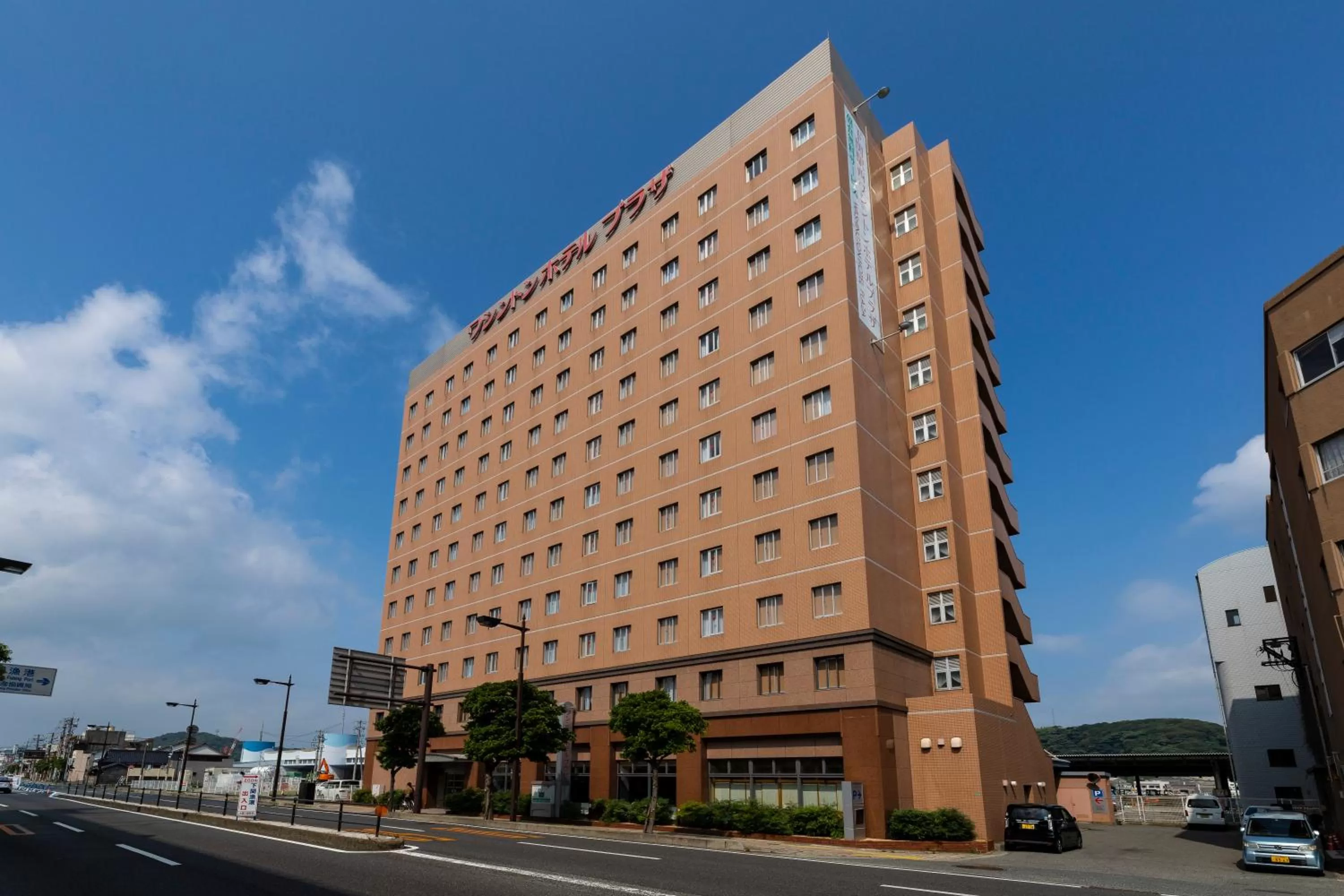 Property building in Shimonoseki Station West Washington Hotel Plaza