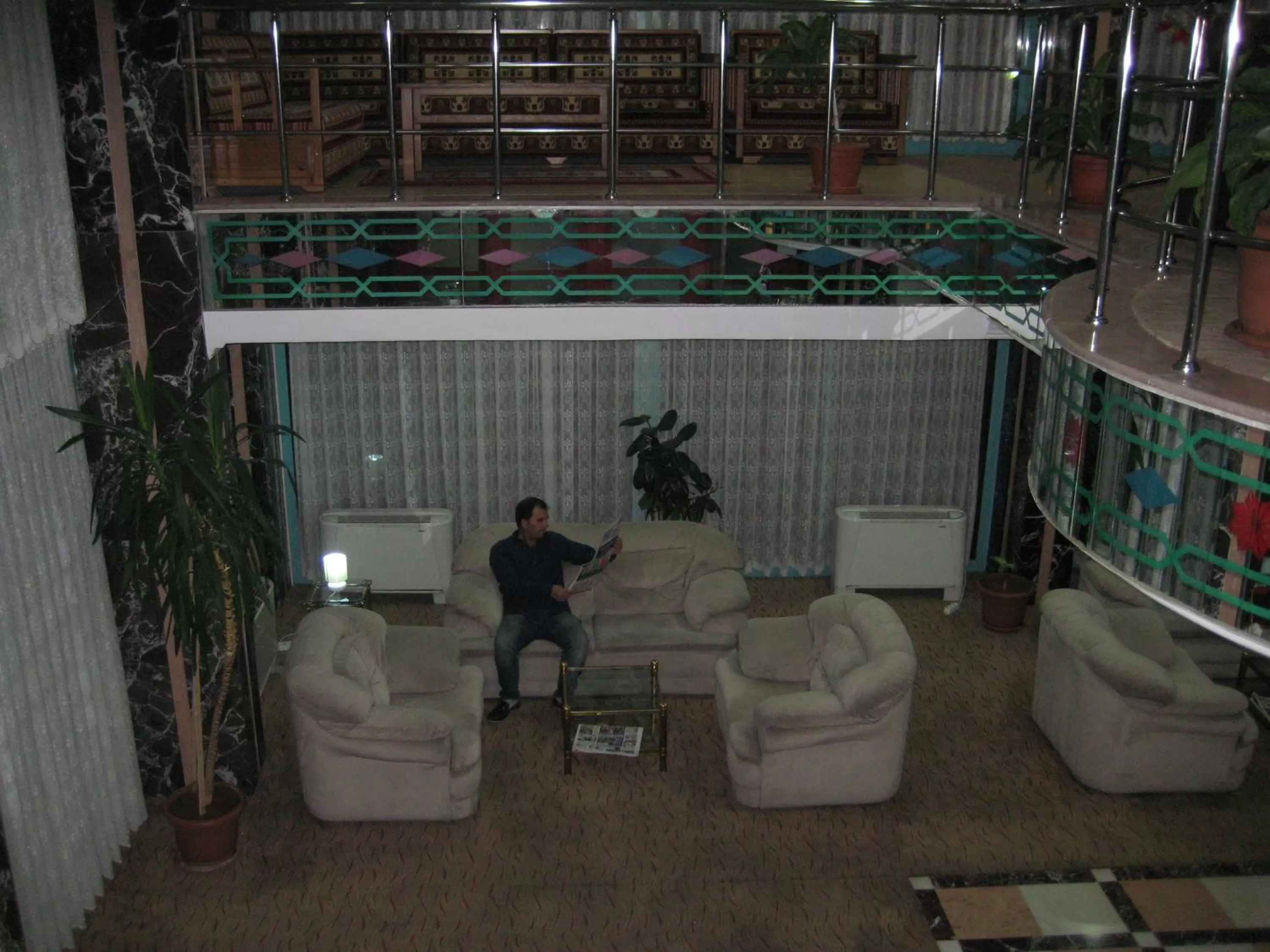 Communal lounge/ TV room in Miroglu Hotel