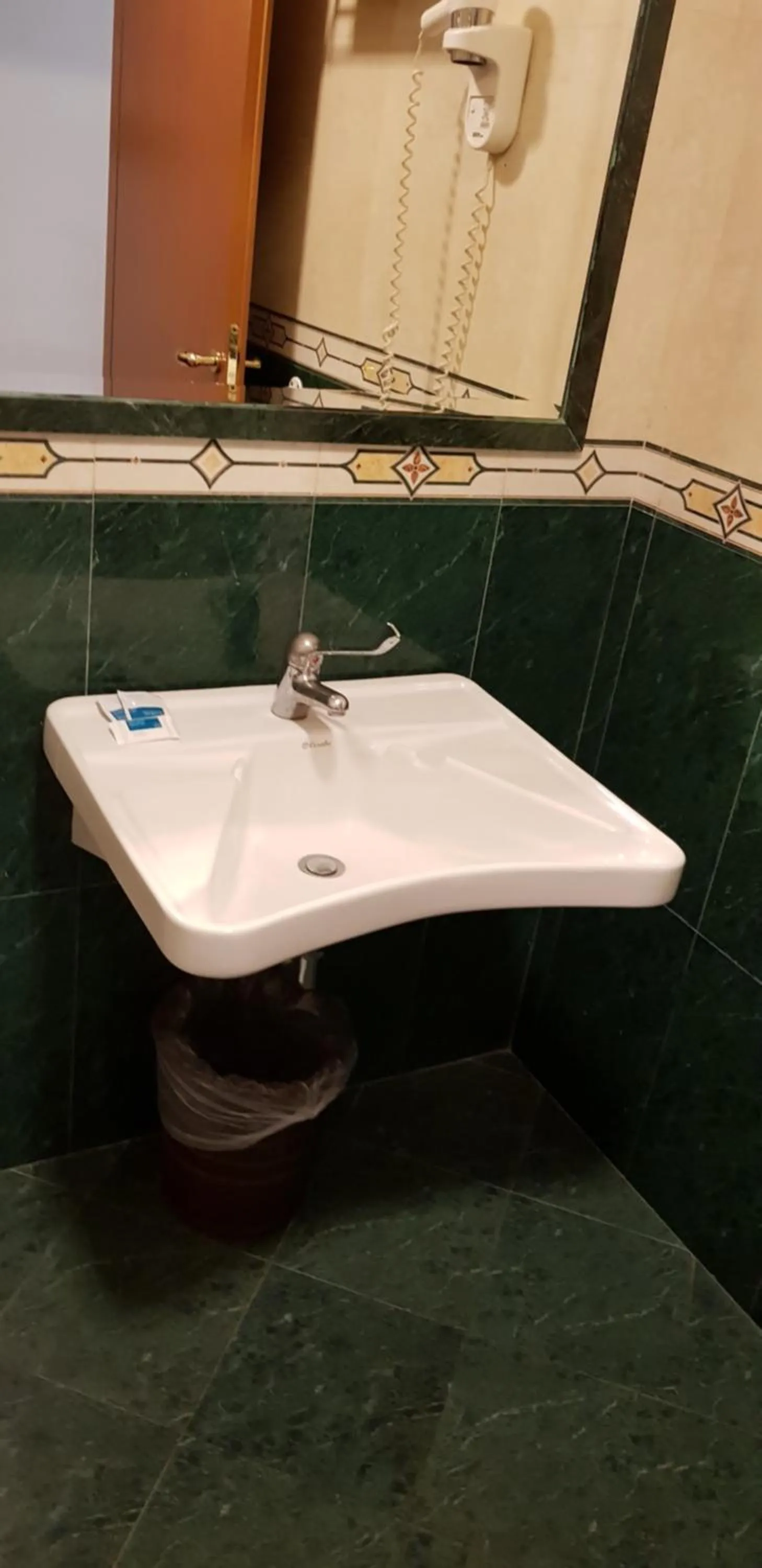 Bathroom in Hotel Mirage