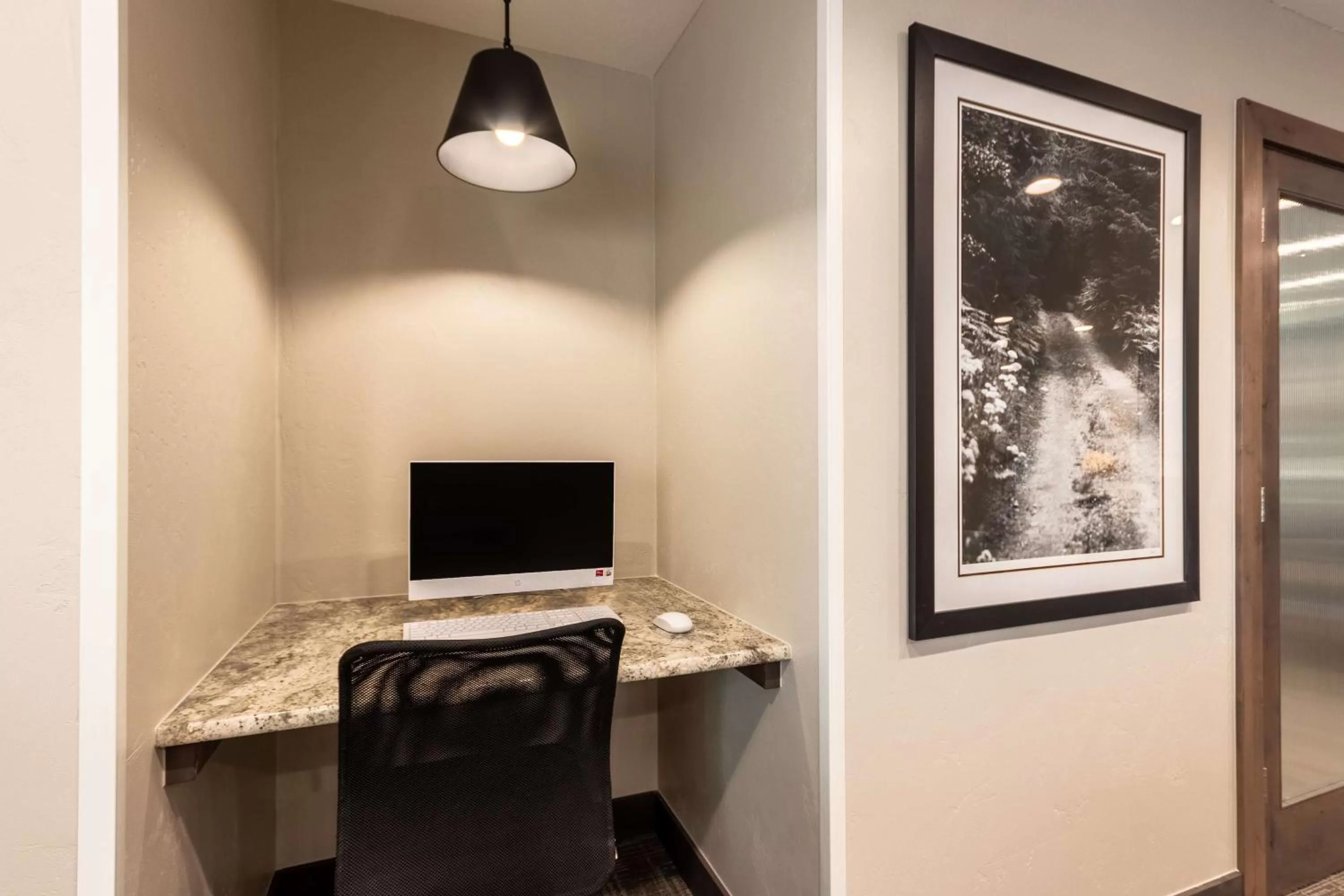 Business facilities in SureStay Plus Hotel by Best Western Rexburg