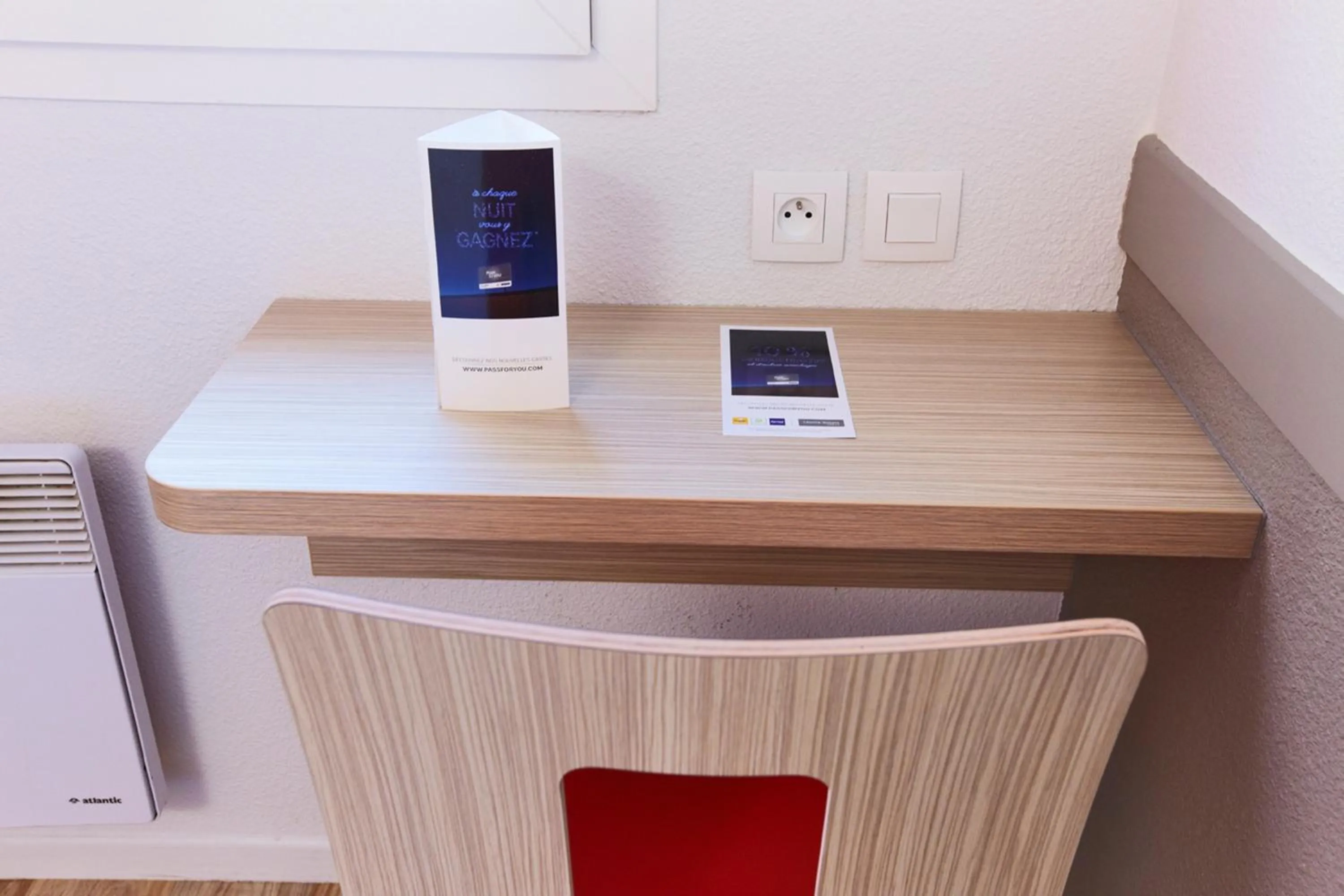 Bedroom in Première Classe Paris Ouest - Pont de Suresnes