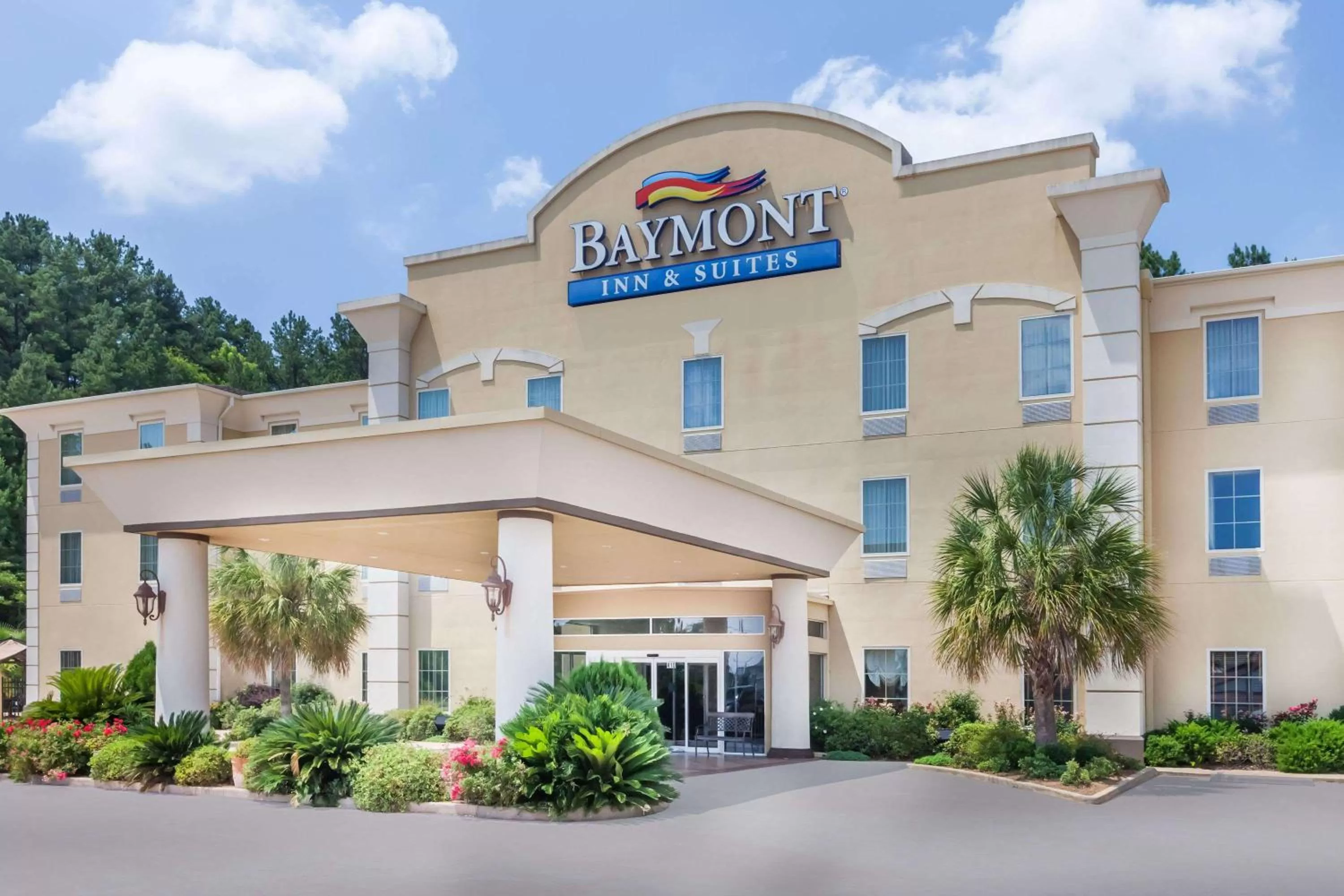 Property building in Baymont by Wyndham Henderson