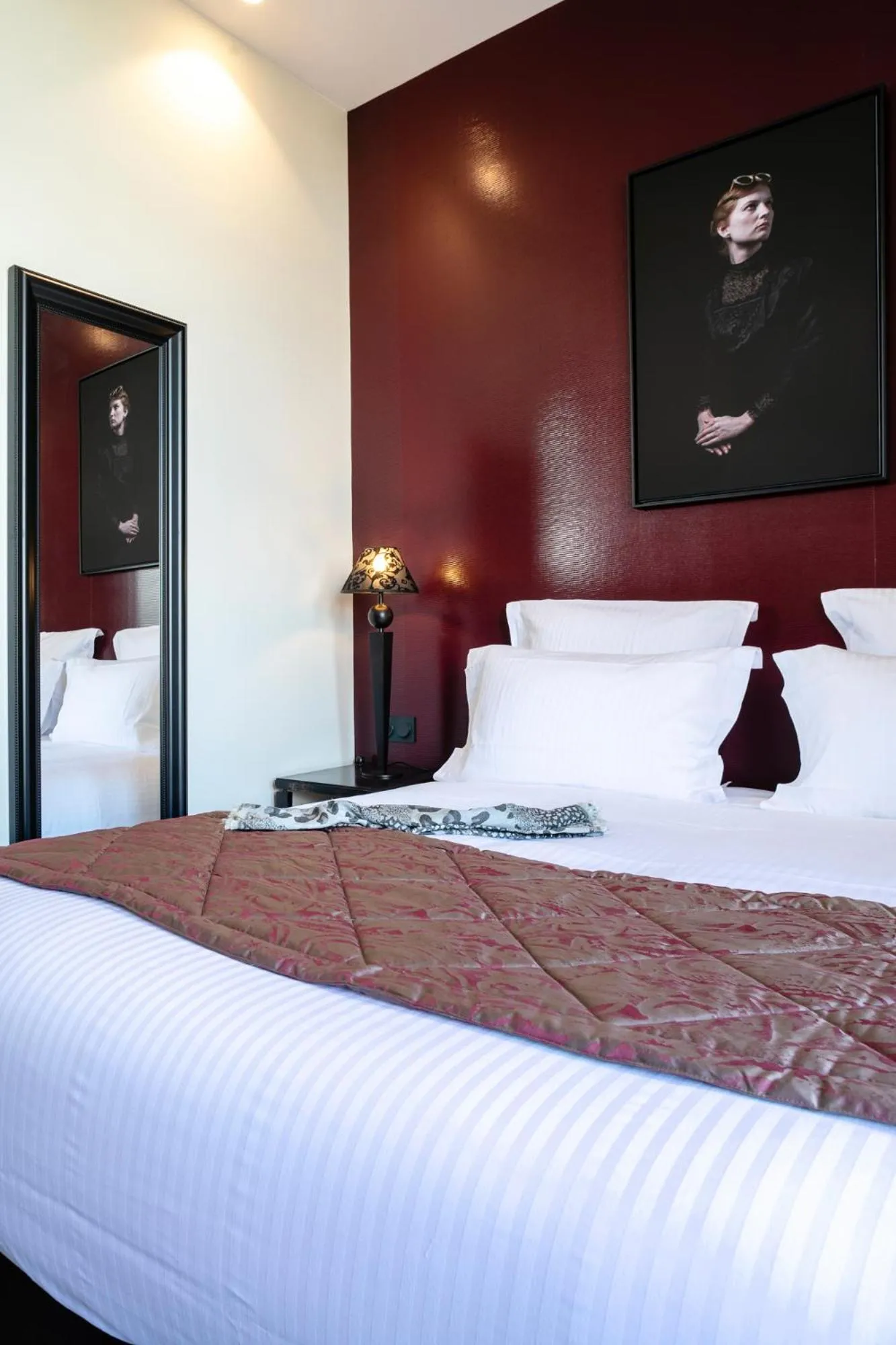 Bedroom, Bed in Hotel Arok