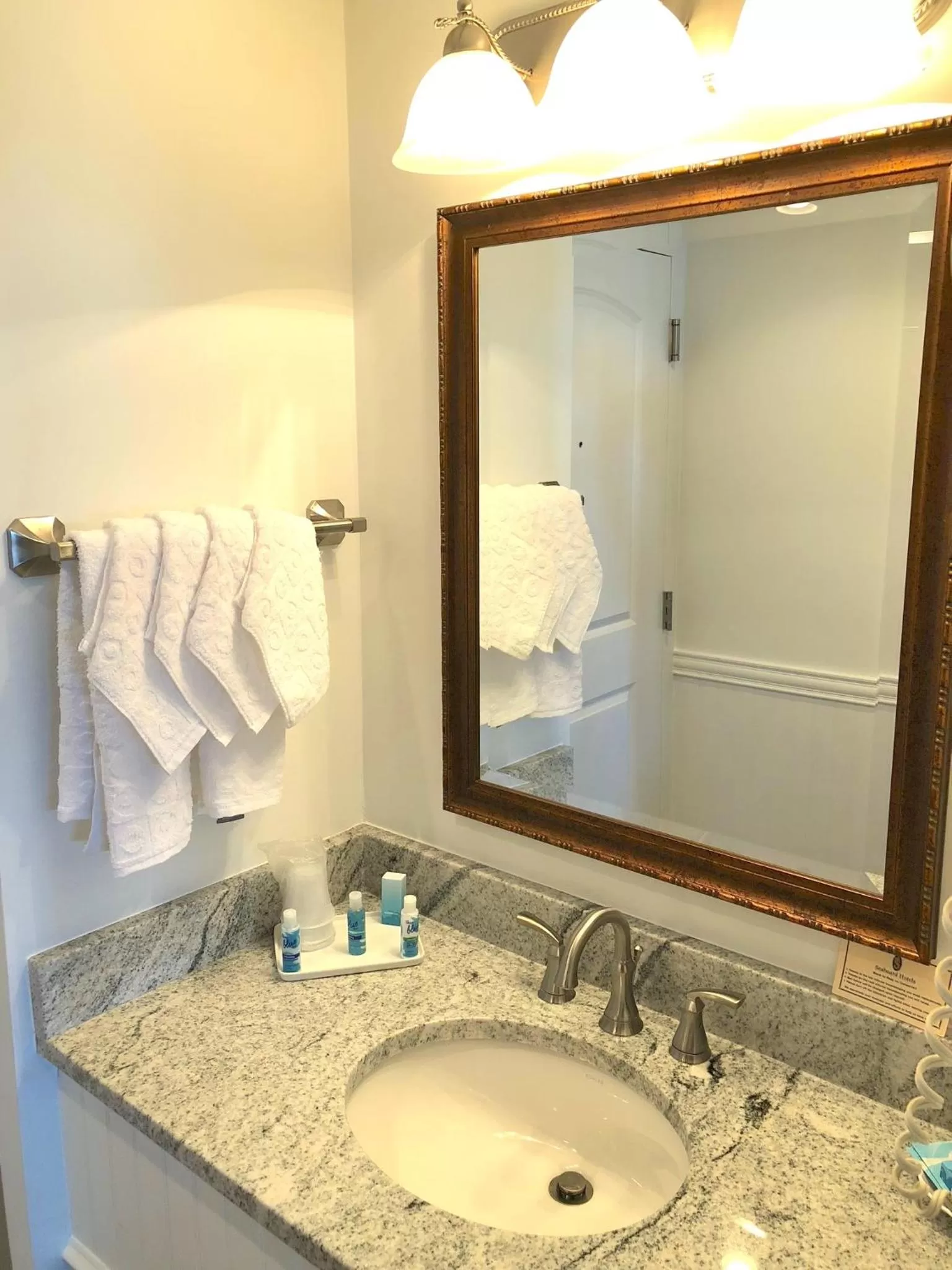 Bathroom in Atlantic View Hotel