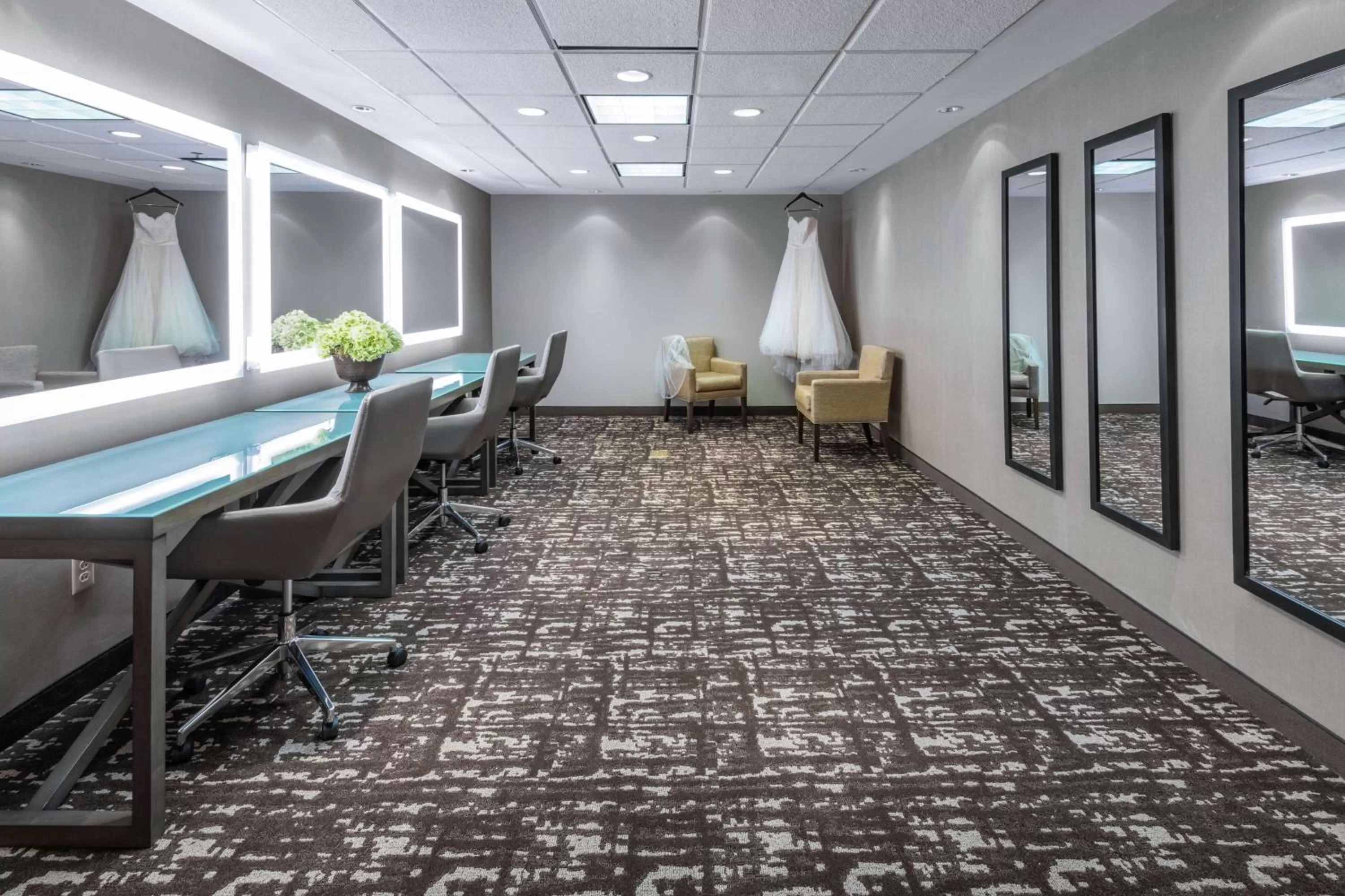 Meeting/conference room in Embassy Suites by Hilton Saint Louis Saint Charles